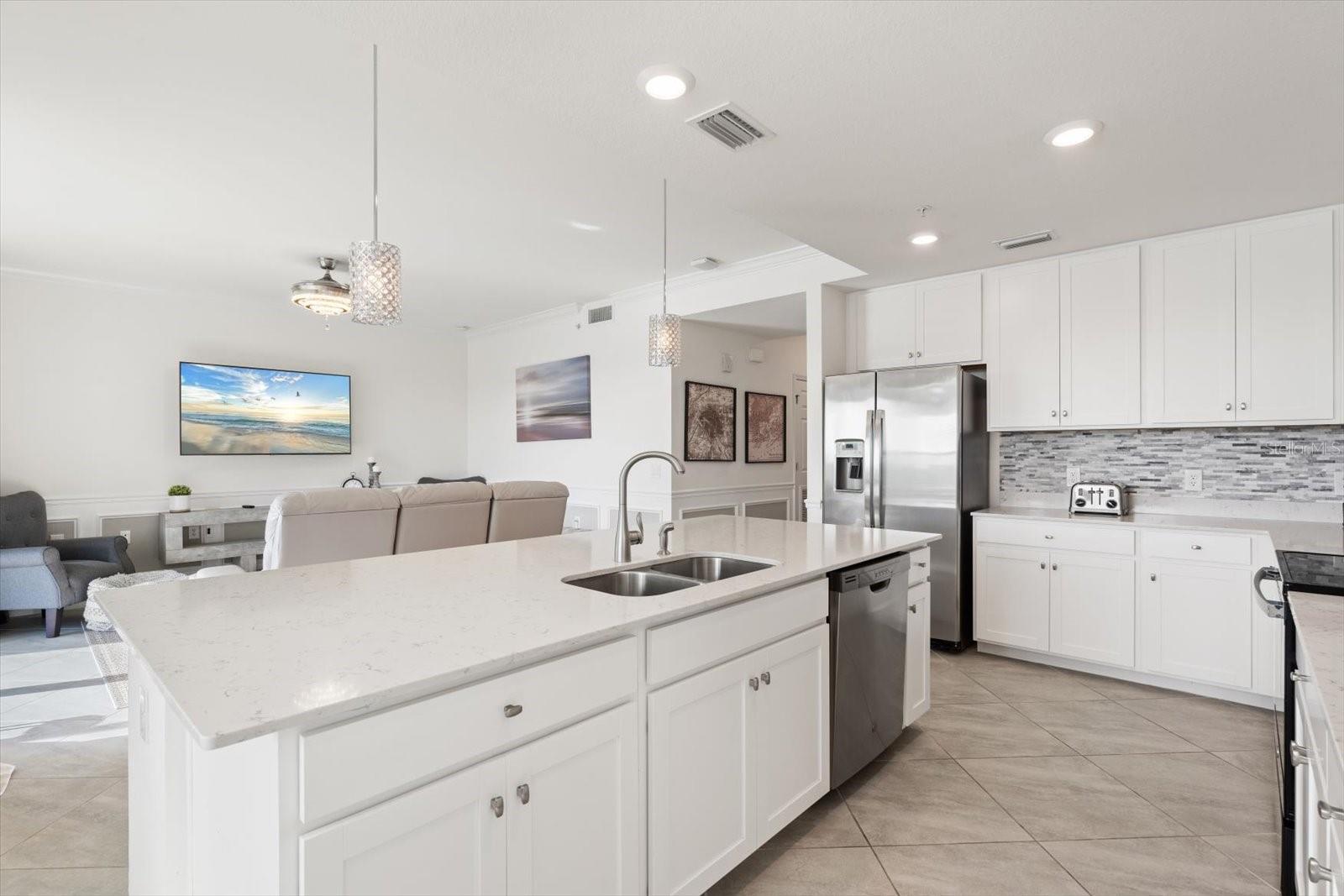 Image 8 of 46 For 17704 Gawthrop Drive 207