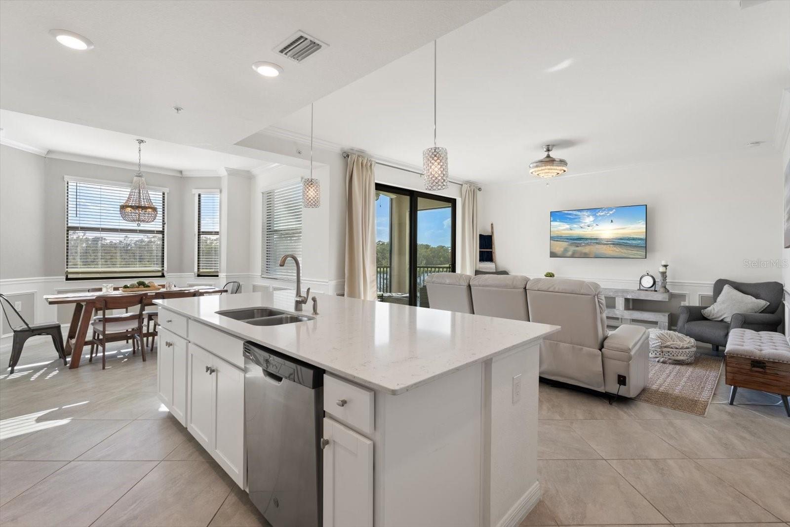 Image 9 of 46 For 17704 Gawthrop Drive 207