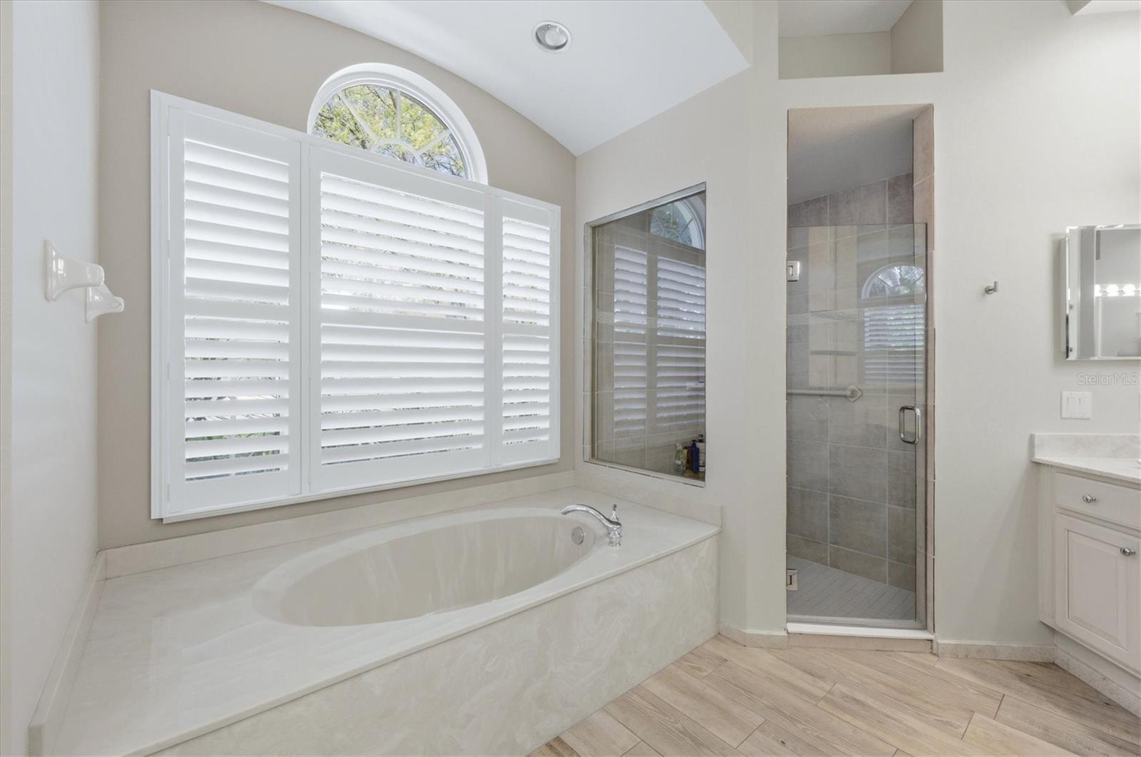 Image 24 of 61 For 8113 Collingwood Court