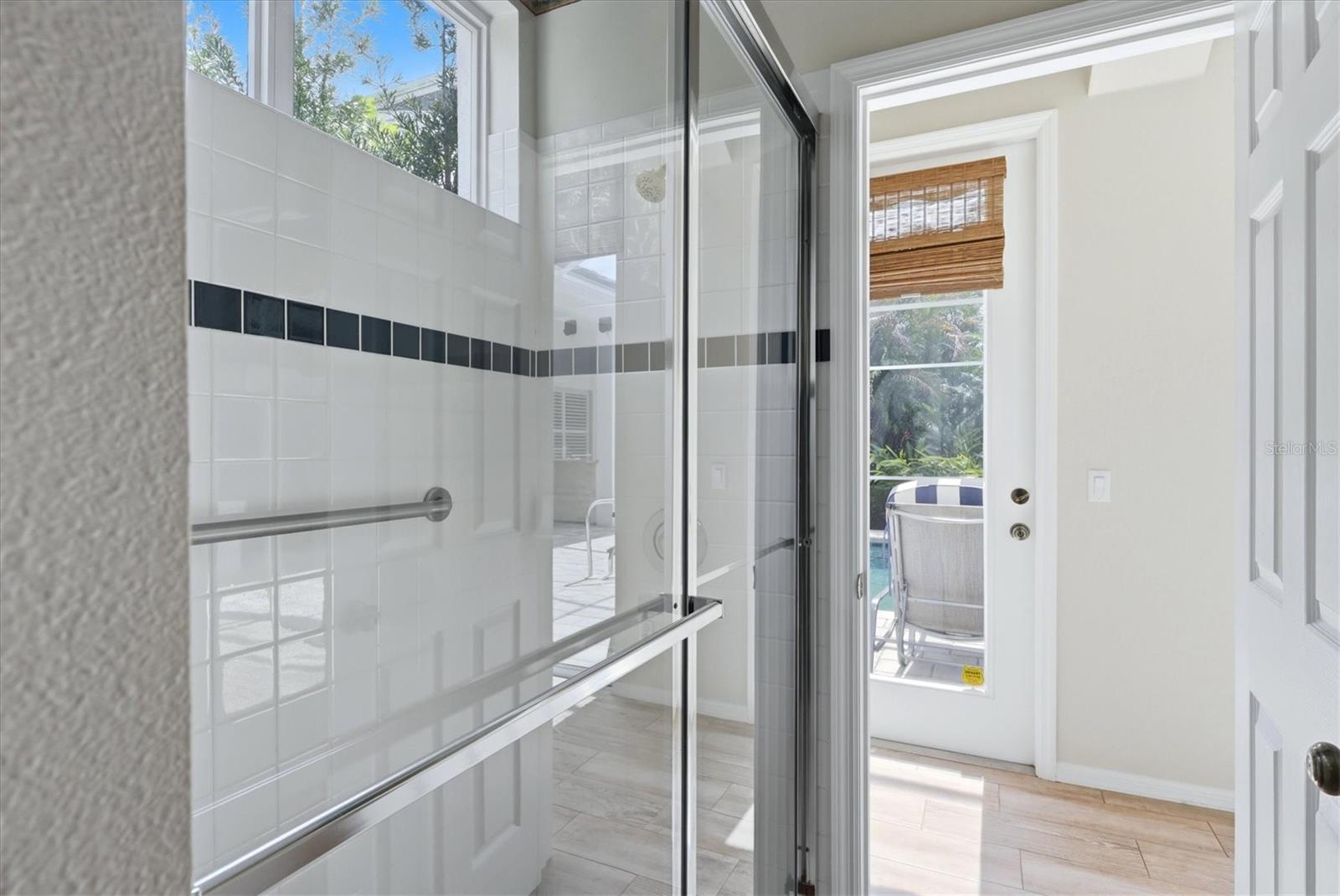 Image 28 of 61 For 8113 Collingwood Court