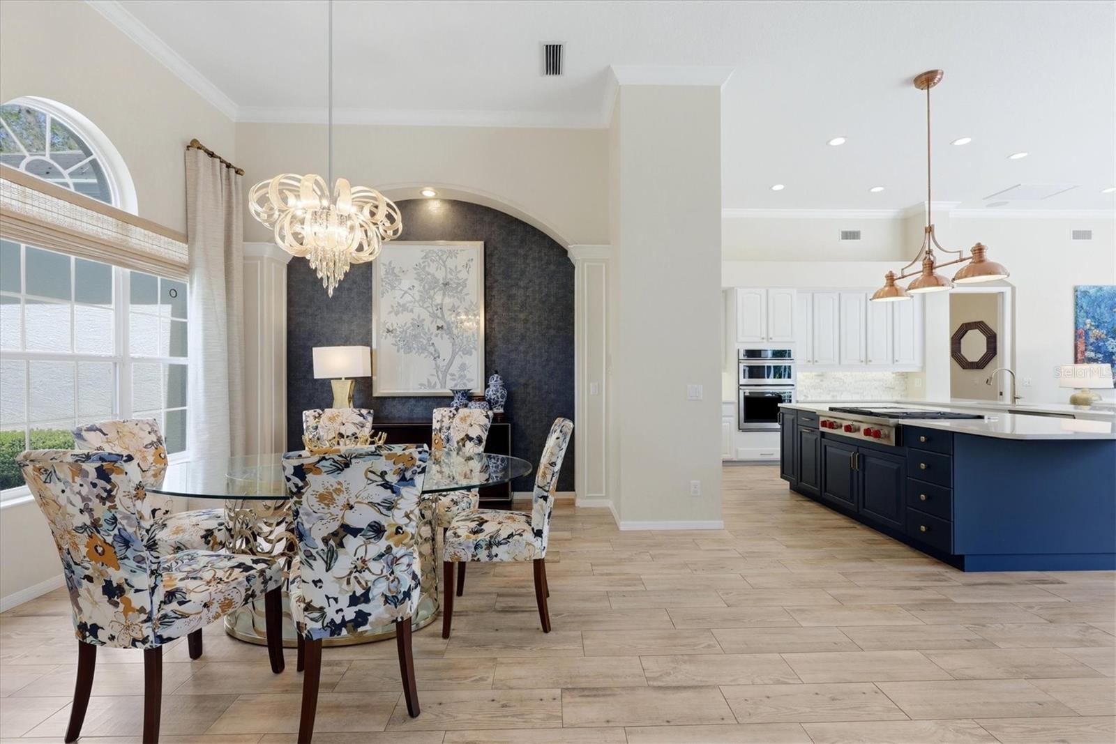 Image 8 of 61 For 8113 Collingwood Court