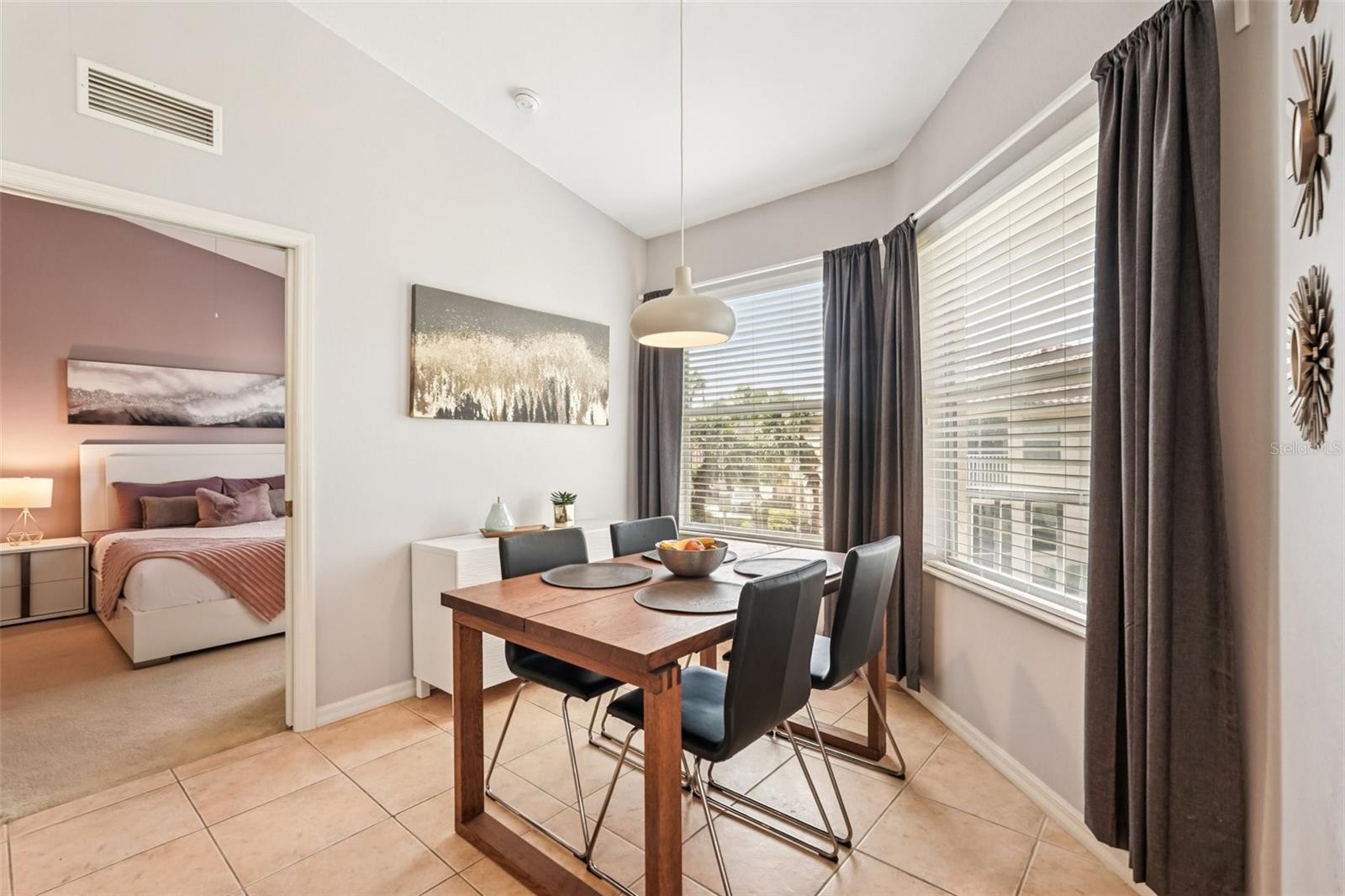 Image 10 of 49 For 4270 Vicenza Drive D40