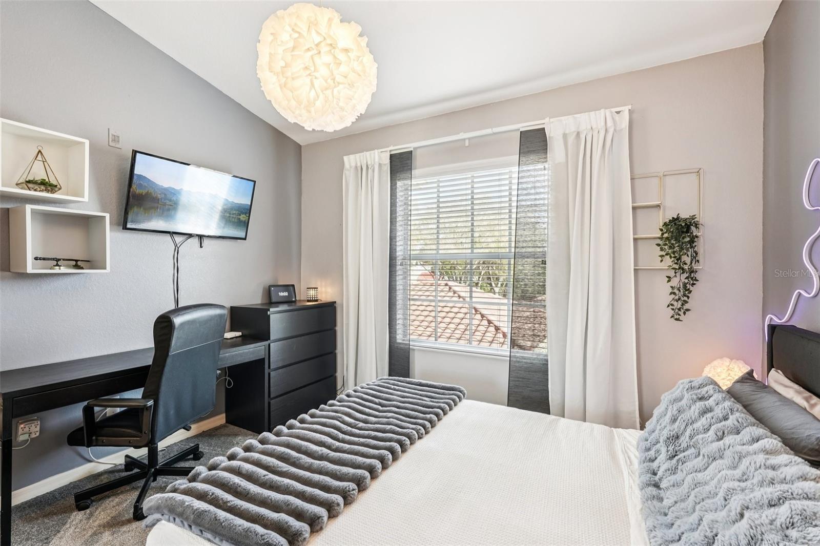 Image 16 of 49 For 4270 Vicenza Drive D40