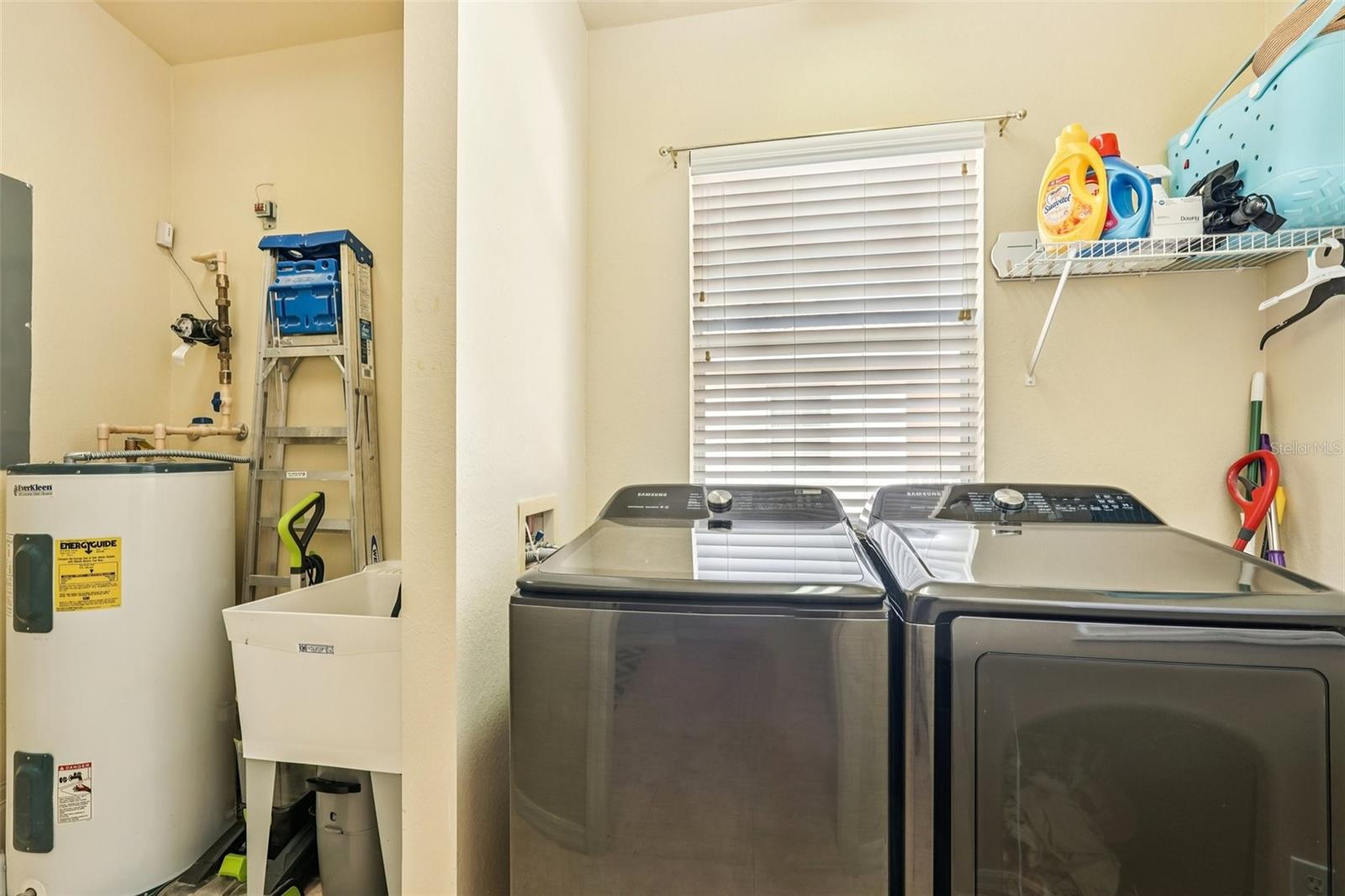 Image 29 of 49 For 4270 Vicenza Drive D40