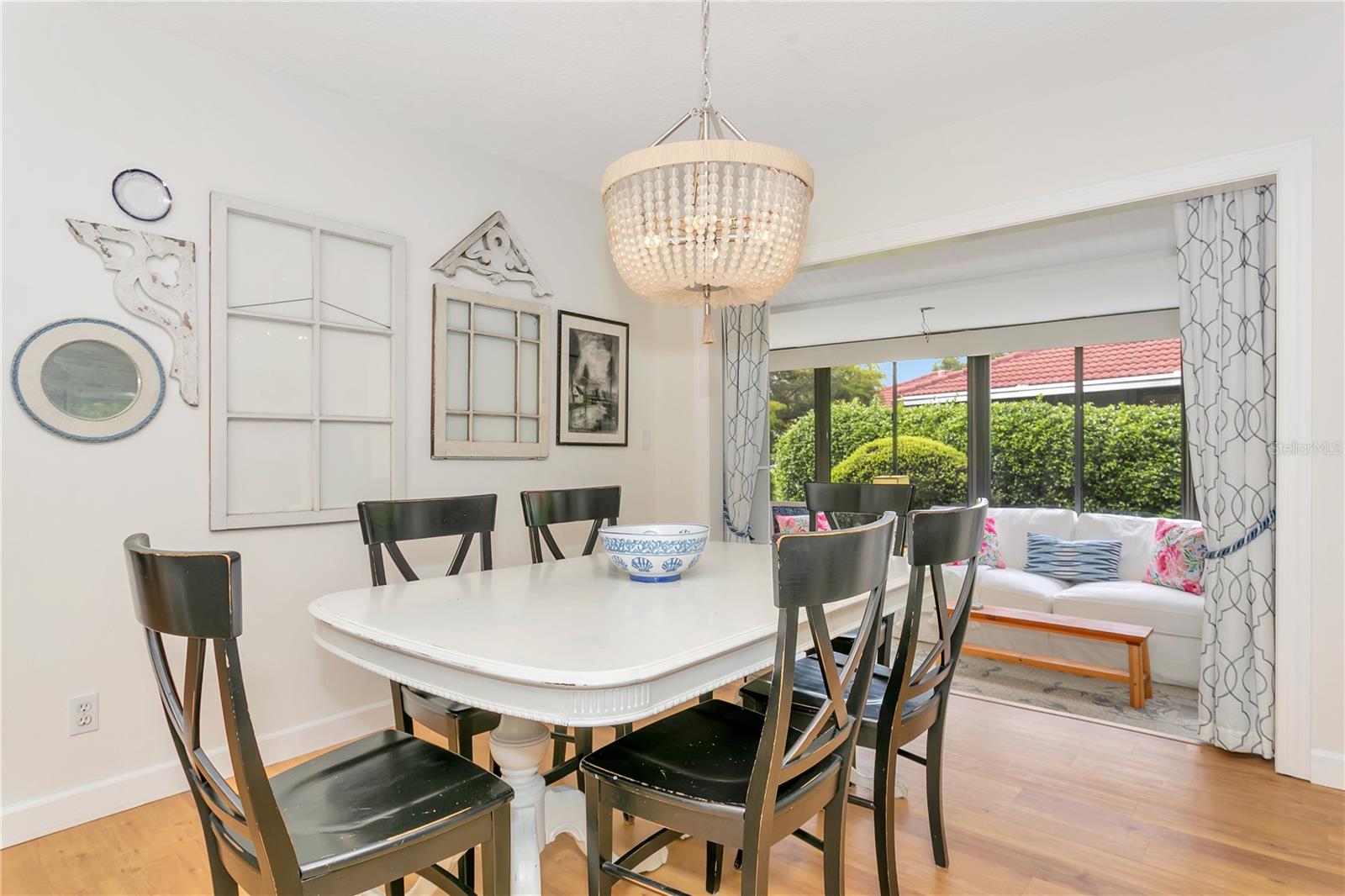 Image 18 of 43 For 1732 Kestral Park Way S 43