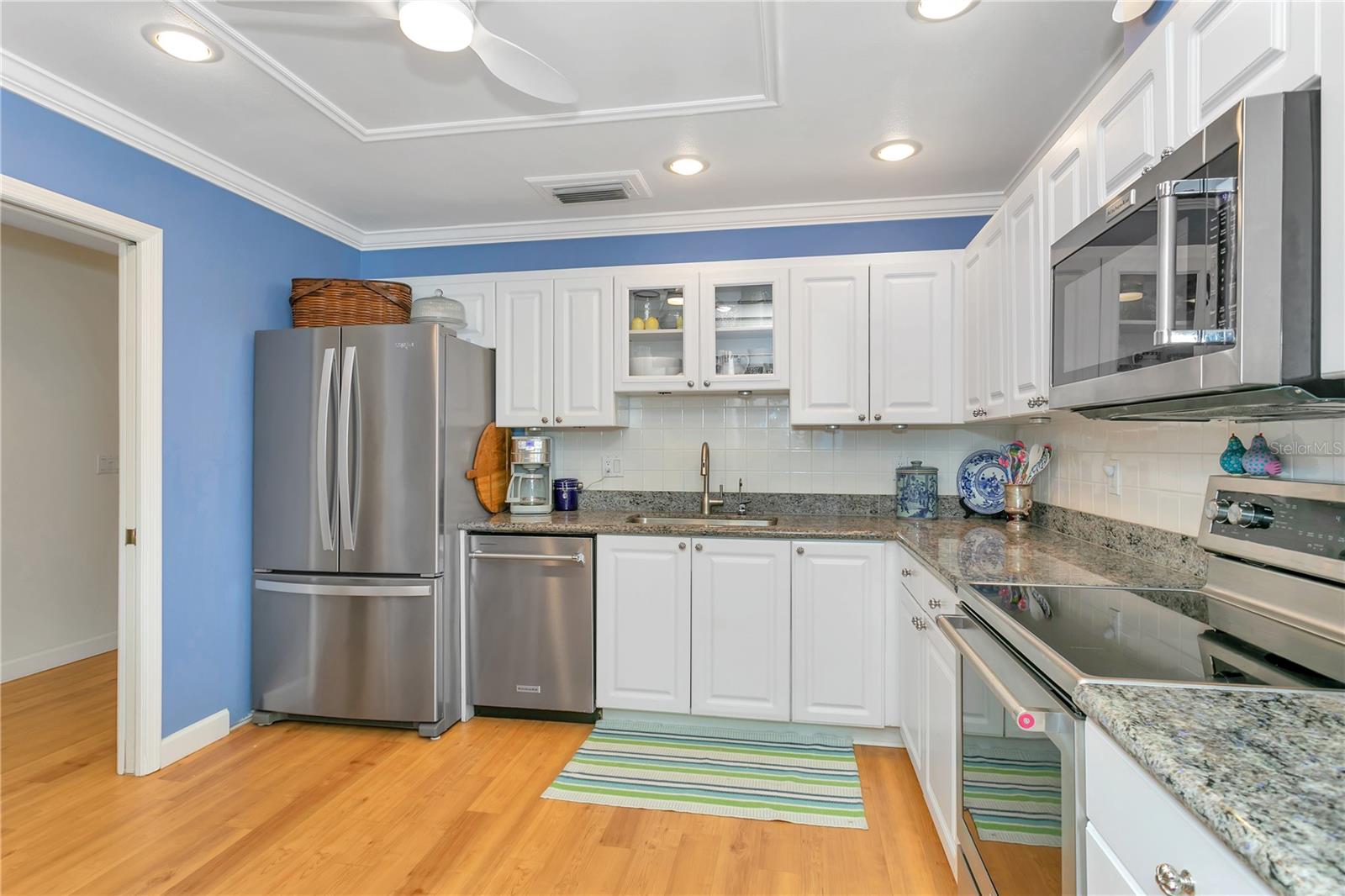 Image 25 of 43 For 1732 Kestral Park Way S 43