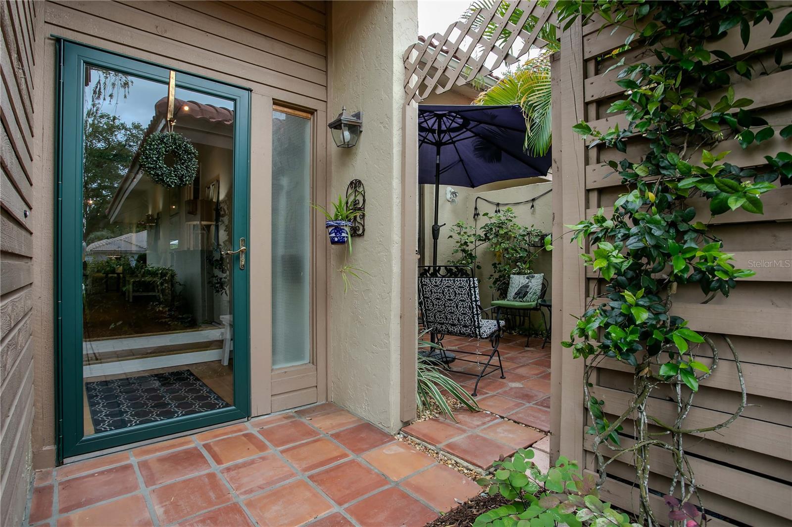 Image 3 of 43 For 1732 Kestral Park Way S 43