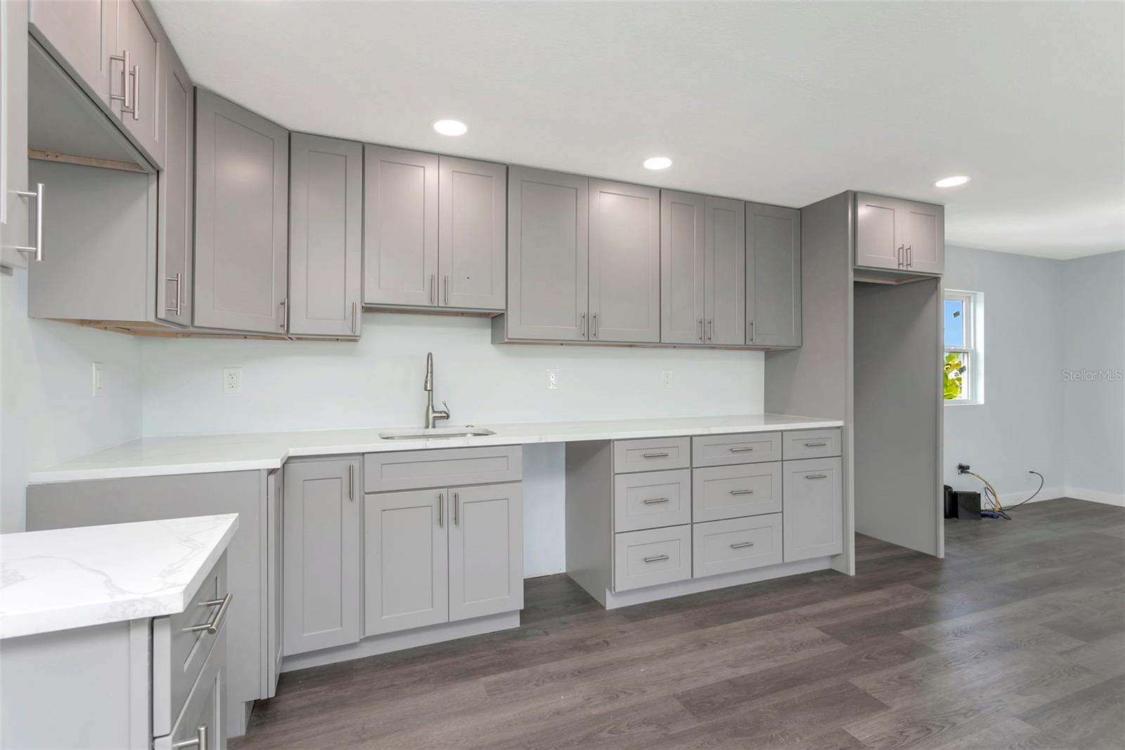 Image 13 of 32 For 410 51st Avenue Drive W