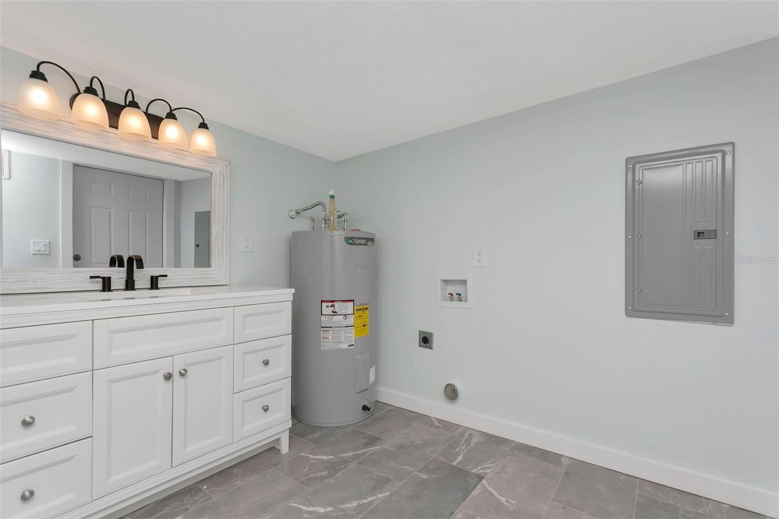 Image 28 of 32 For 410 51st Avenue Drive W