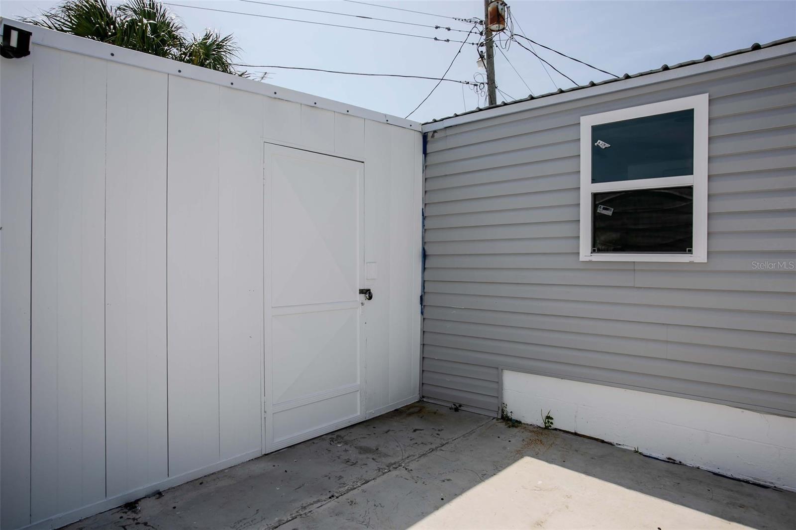 Image 6 of 32 For 410 51st Avenue Drive W