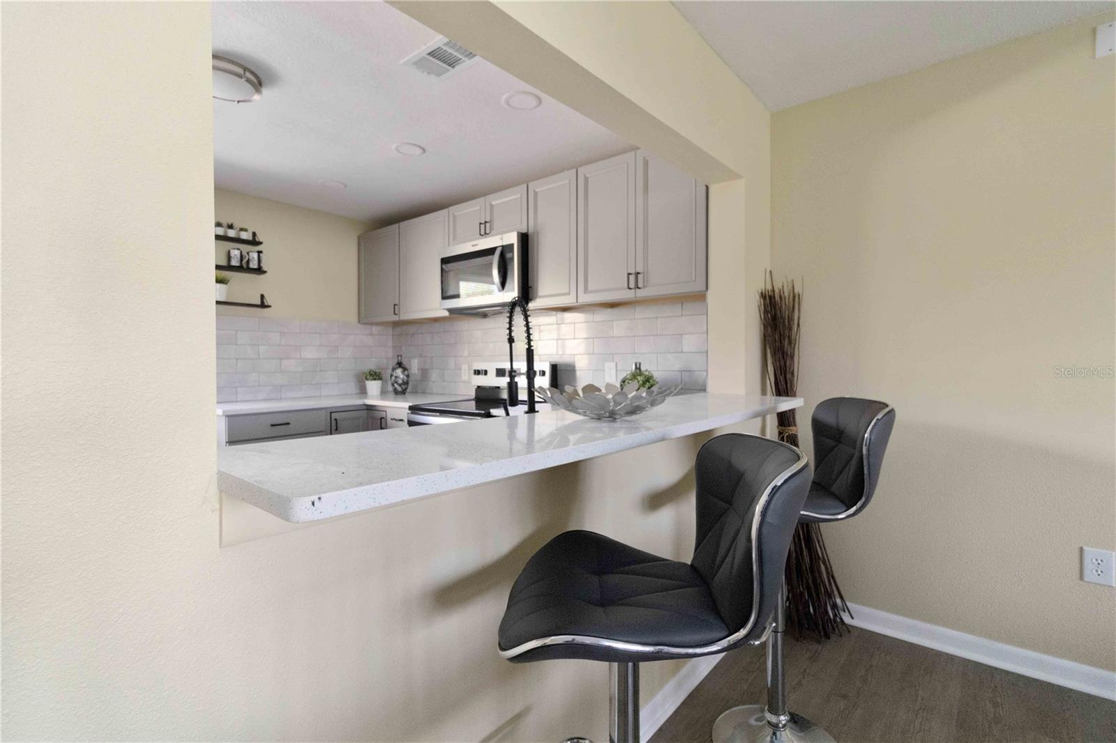 Image 12 of 41 For 5345 Lake Arrowhead Trail 12