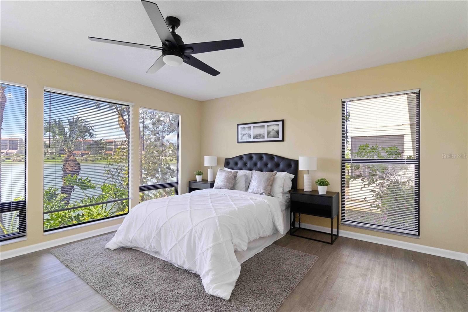 Image 17 of 41 For 5345 Lake Arrowhead Trail 12