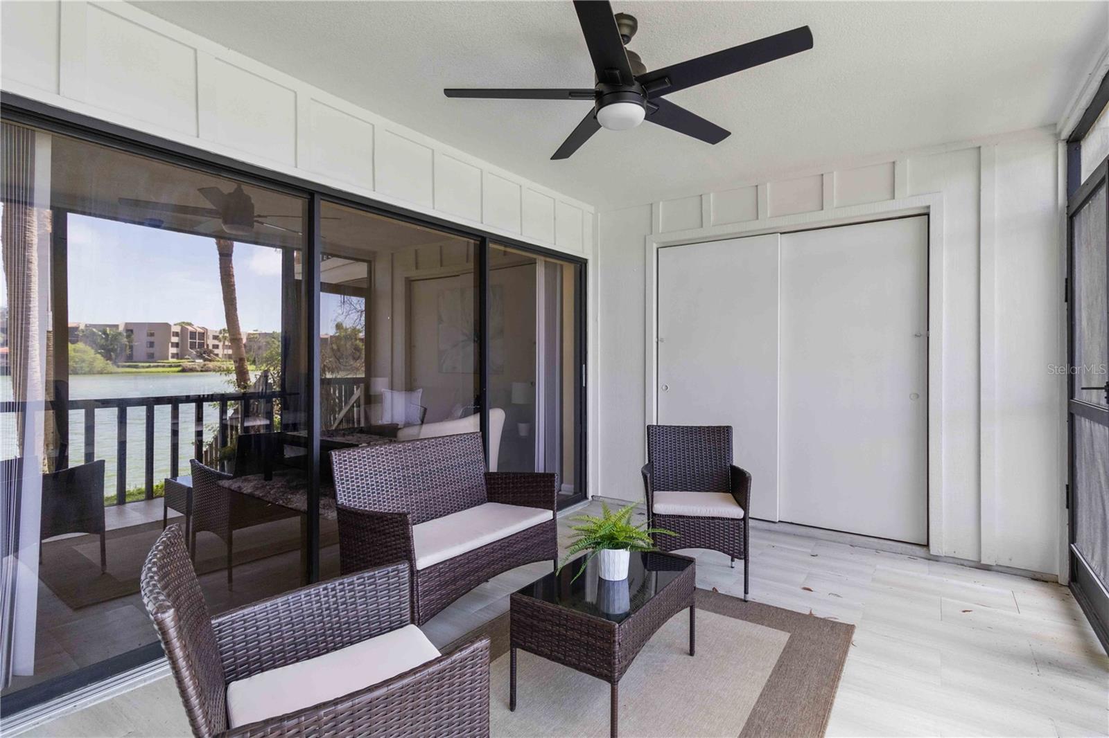 Image 24 of 41 For 5345 Lake Arrowhead Trail 12