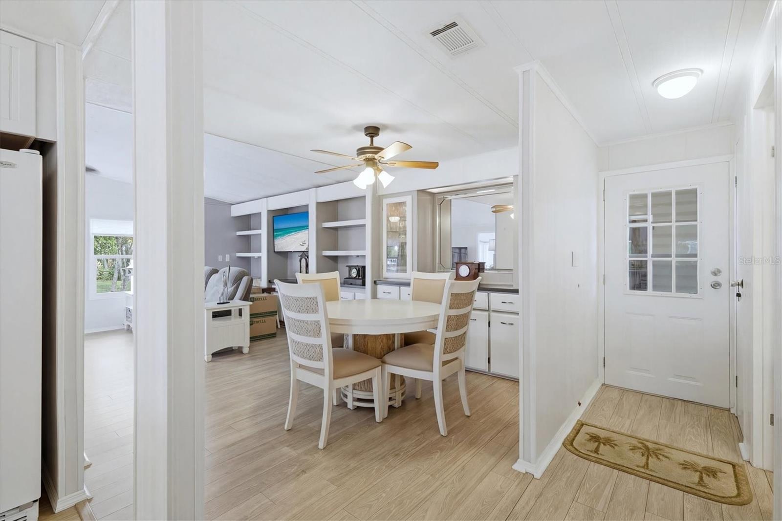 Image 13 of 53 For 4214 15th Street E