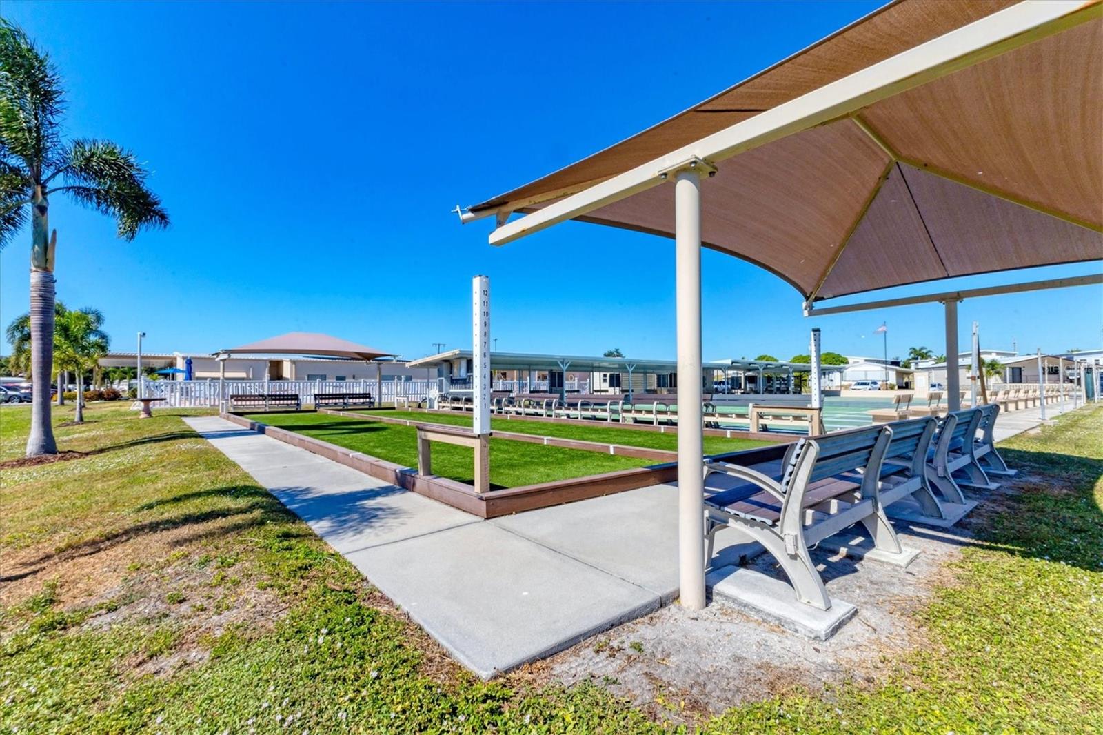 Image 44 of 53 For 4214 15th Street E