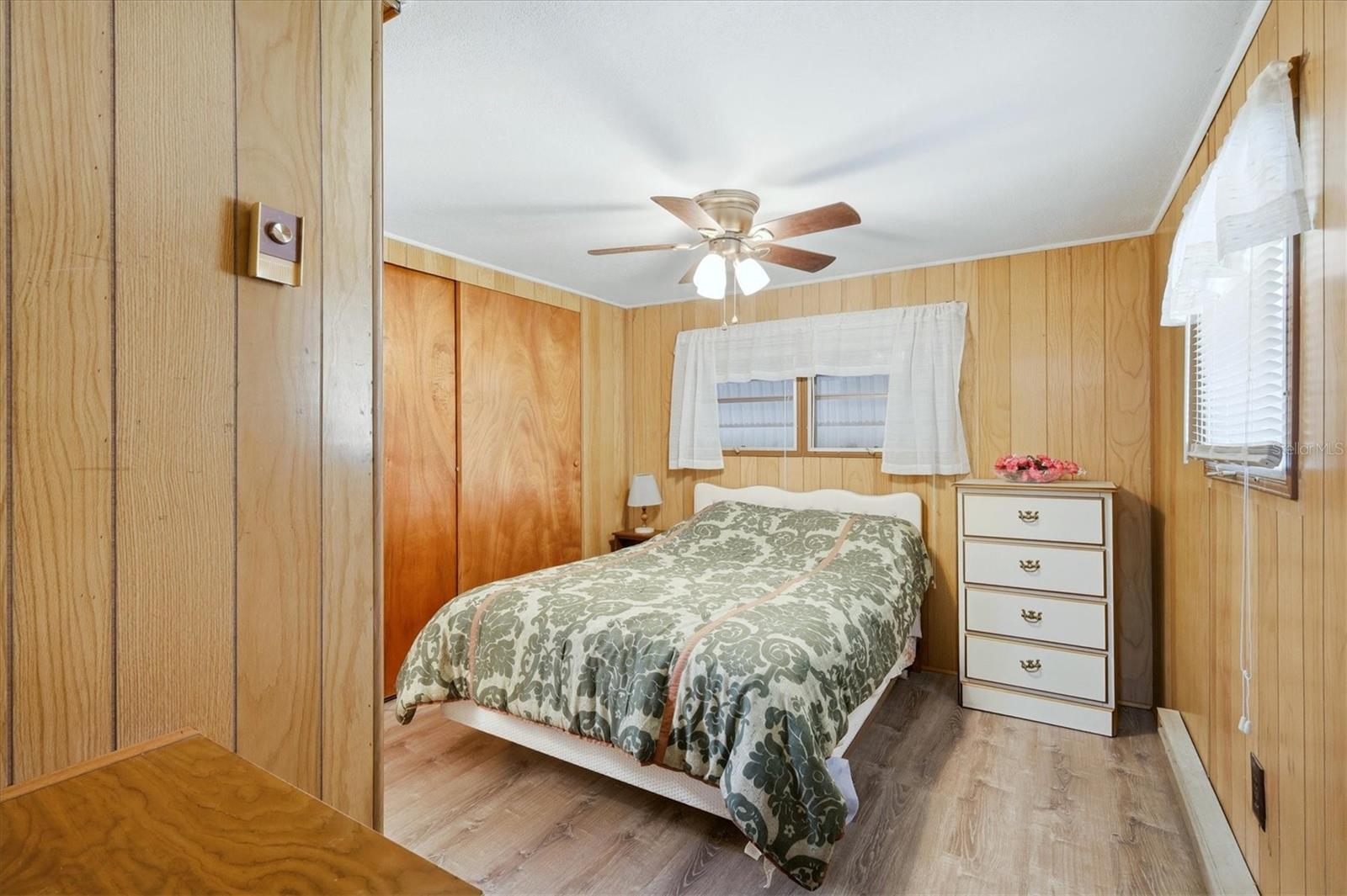 Image 16 of 46 For 1112 46th Avenue Drive E