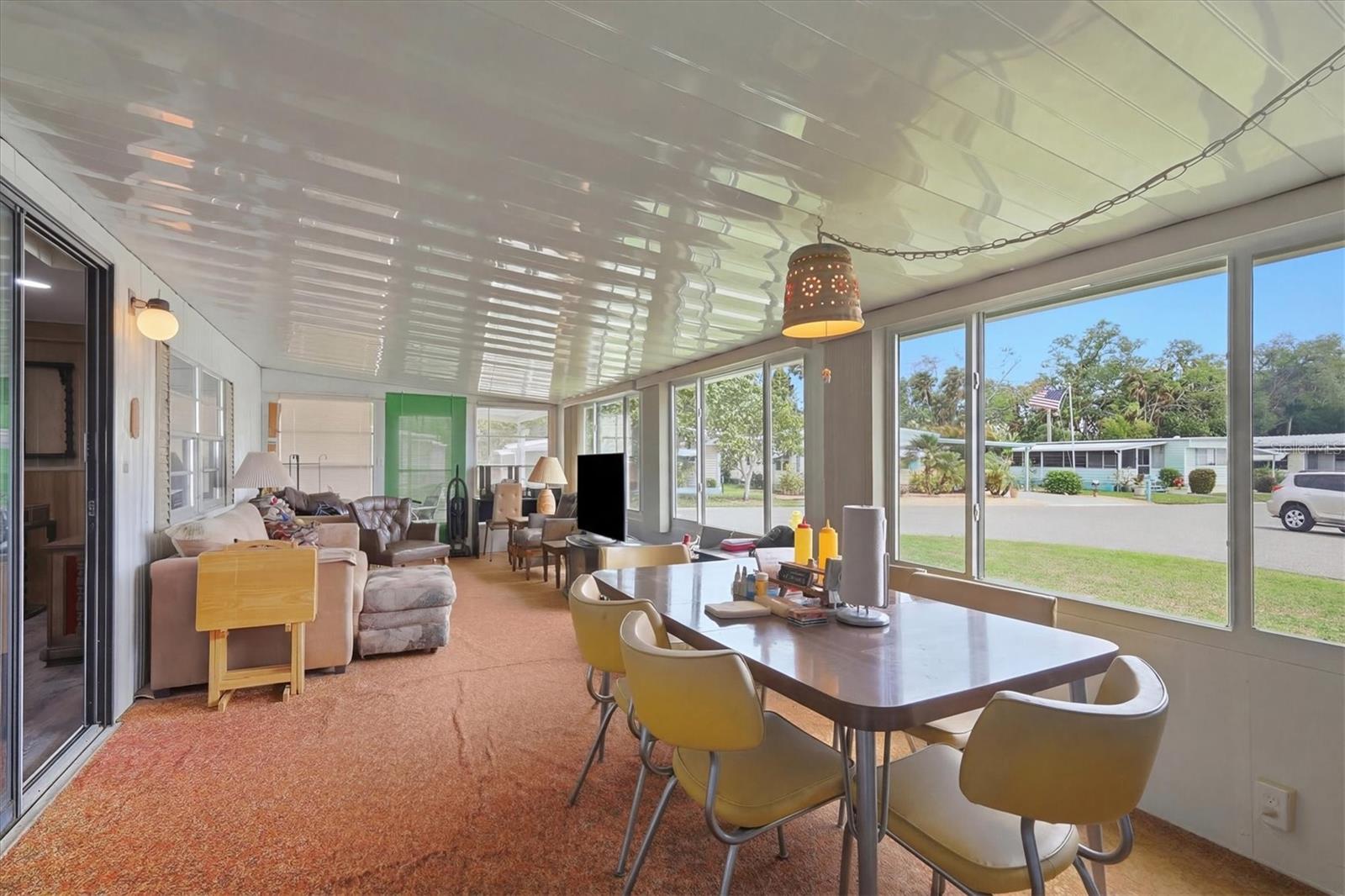 Image 7 of 46 For 1112 46th Avenue Drive E