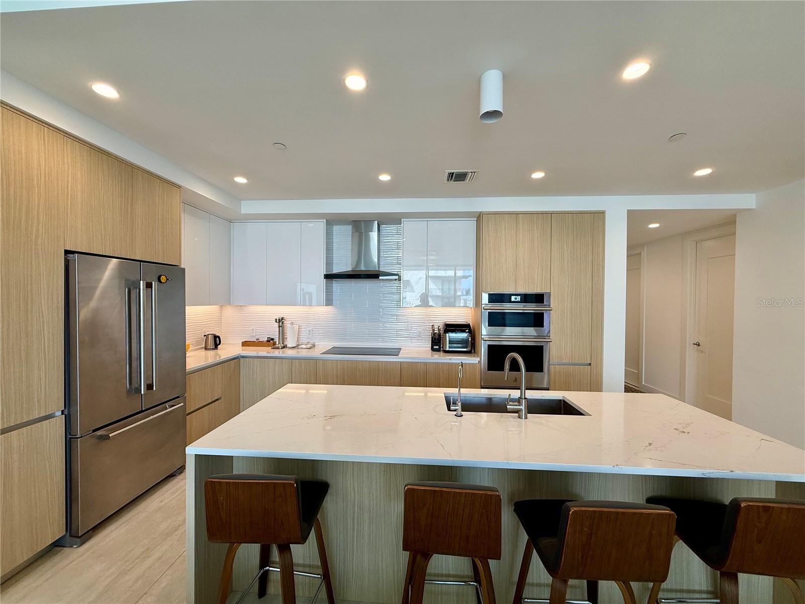 Image 10 of 65 For 301 Quay  1004