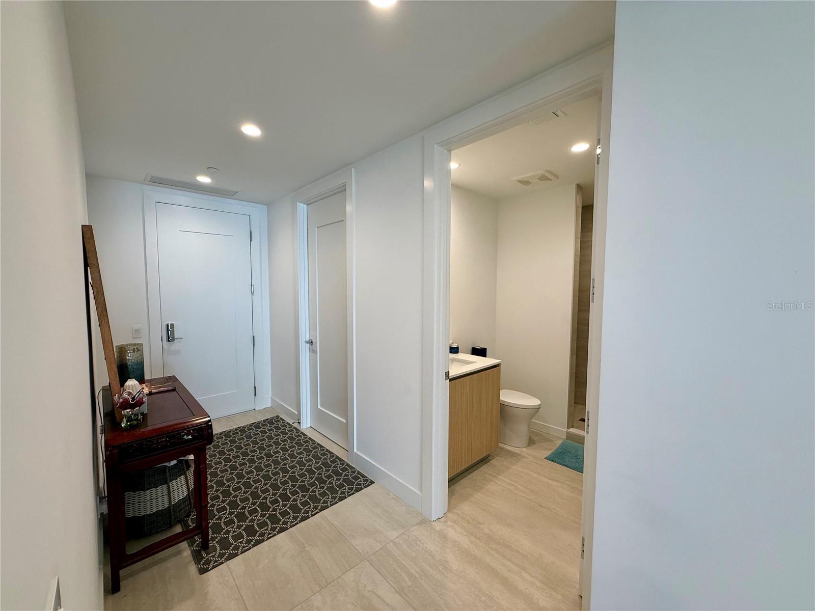 Image 11 of 65 For 301 Quay  1004