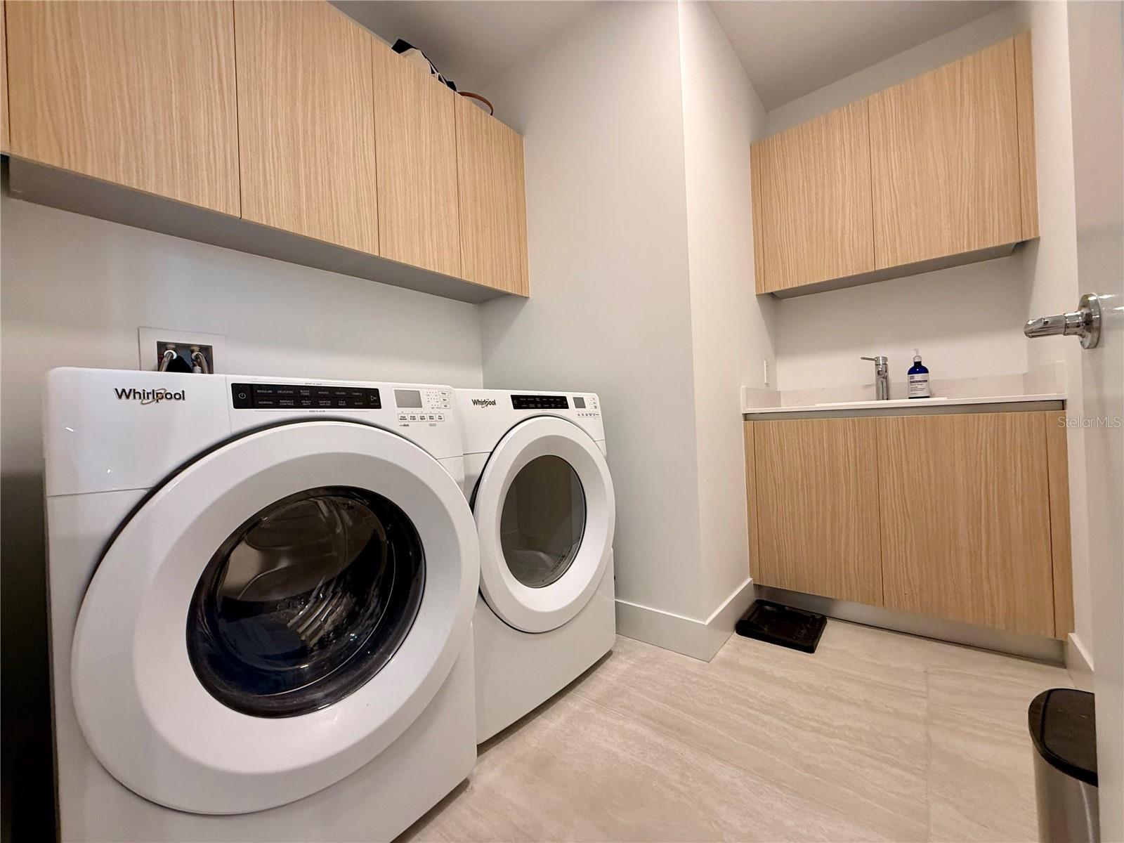 Image 12 of 65 For 301 Quay  1004