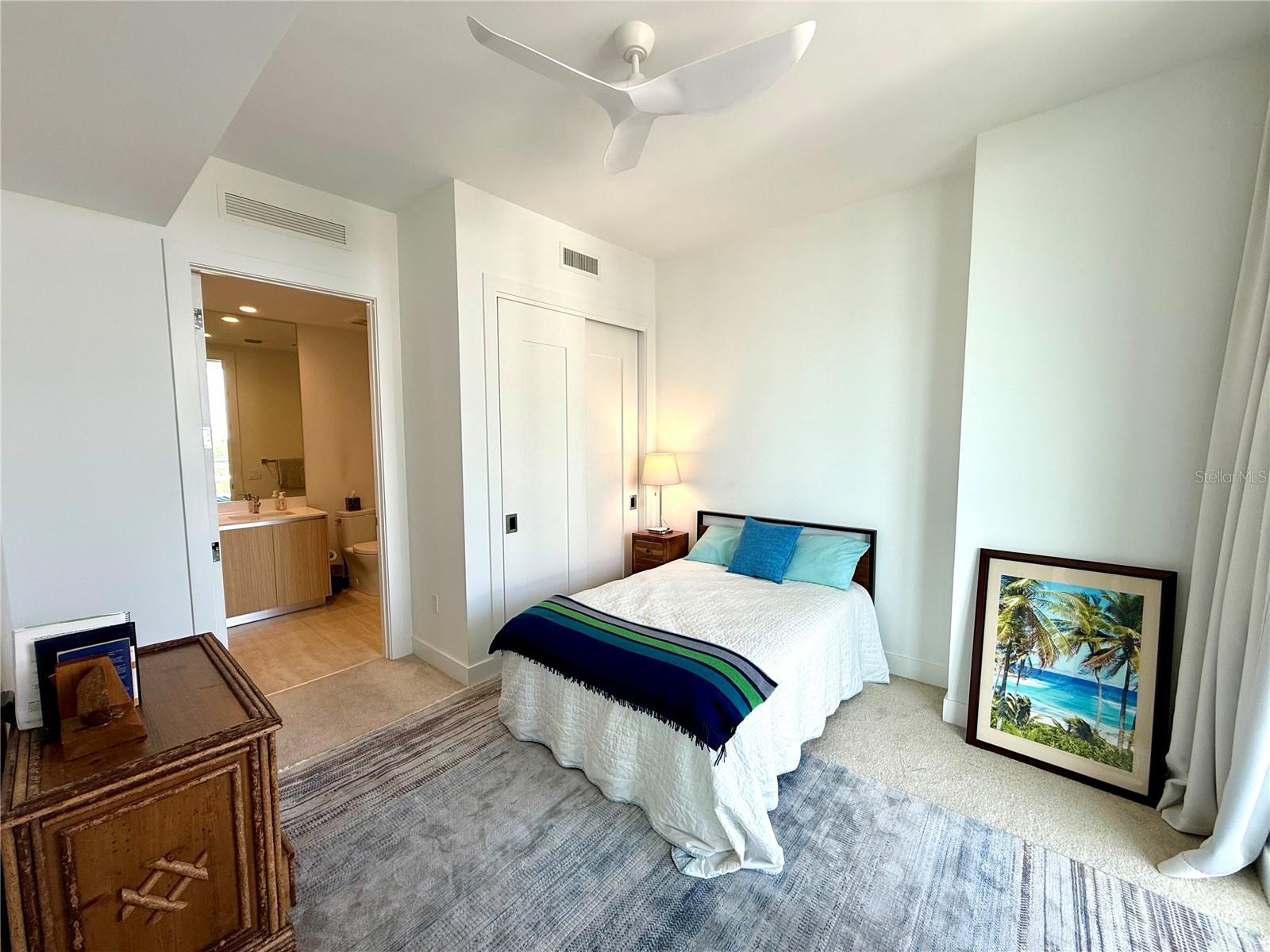 Image 17 of 65 For 301 Quay  1004