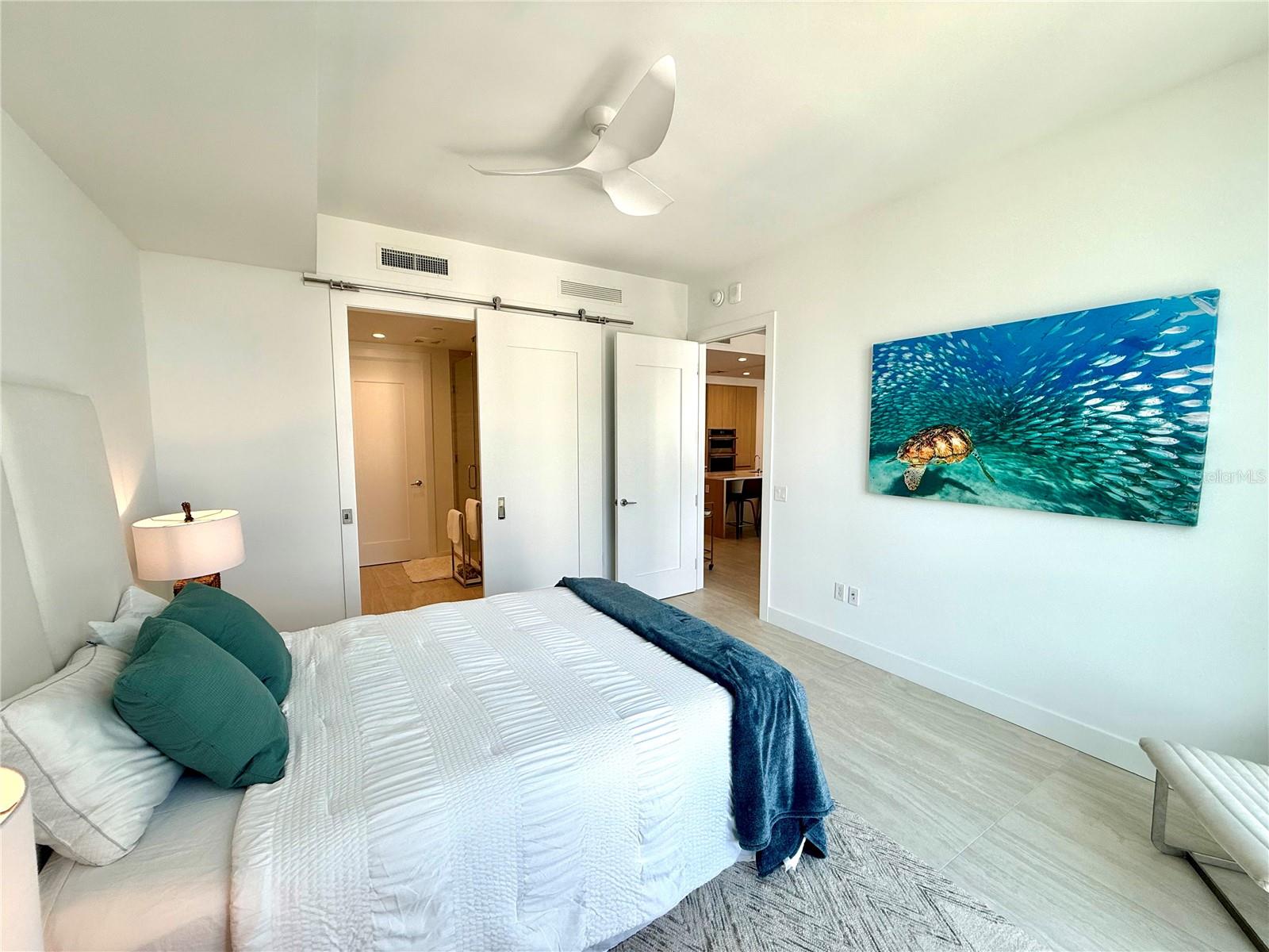 Image 24 of 65 For 301 Quay  1004