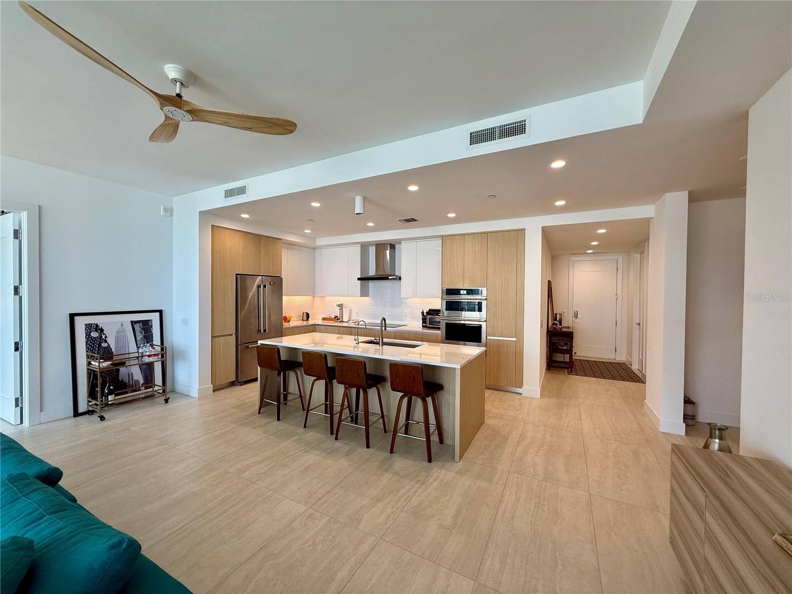 Image 5 of 65 For 301 Quay  1004