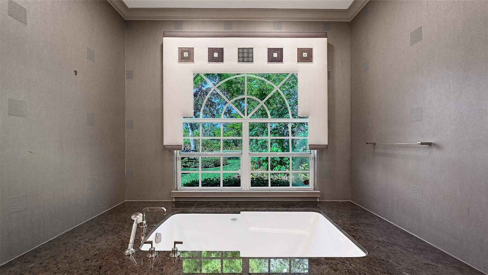 Image 33 of 69 For 5023 Ashley Parkway