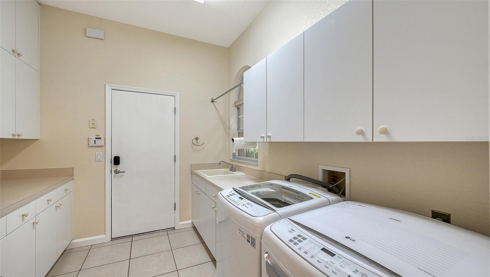 Image 45 of 69 For 5023 Ashley Parkway