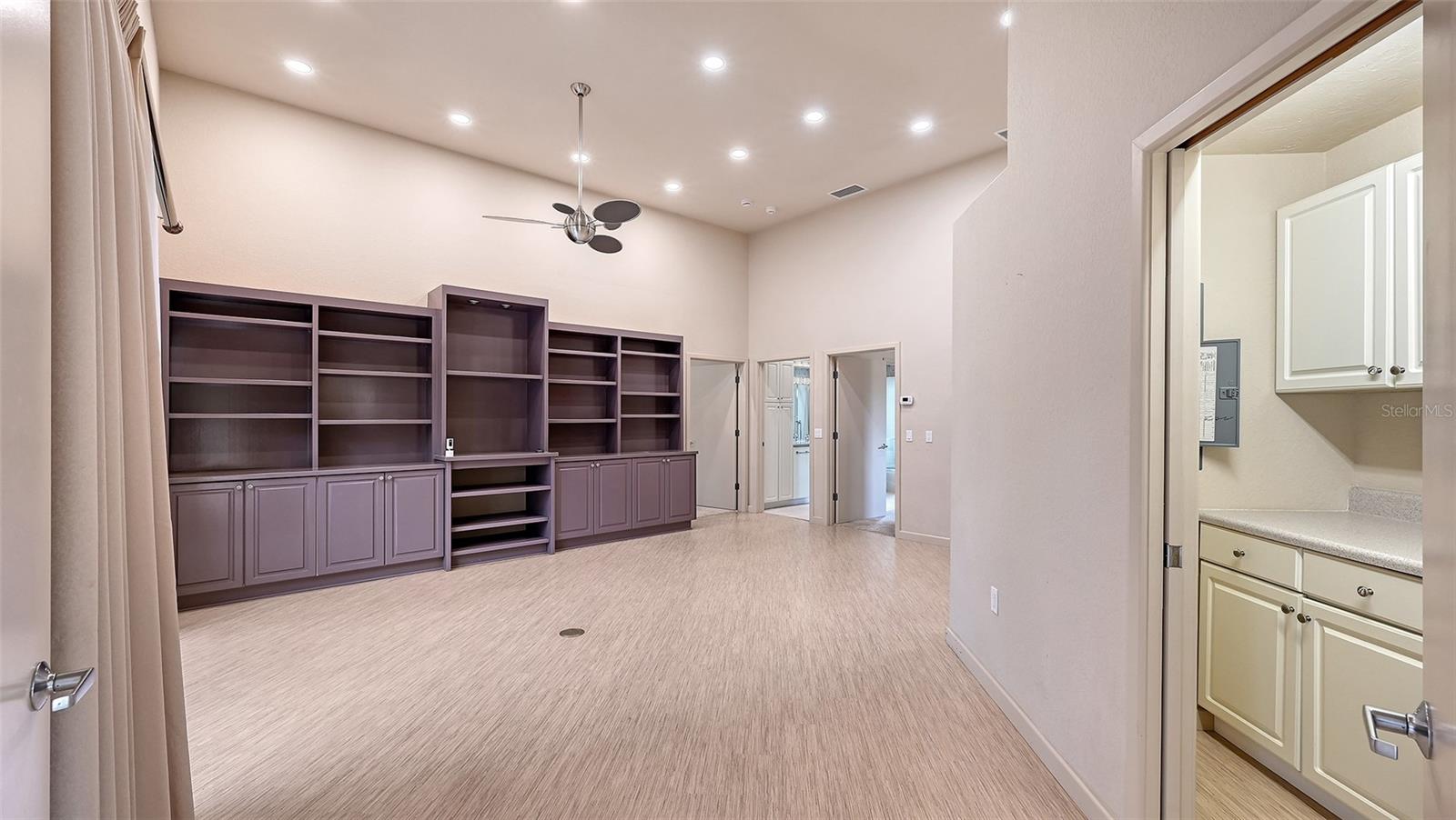 Image 46 of 69 For 5023 Ashley Parkway