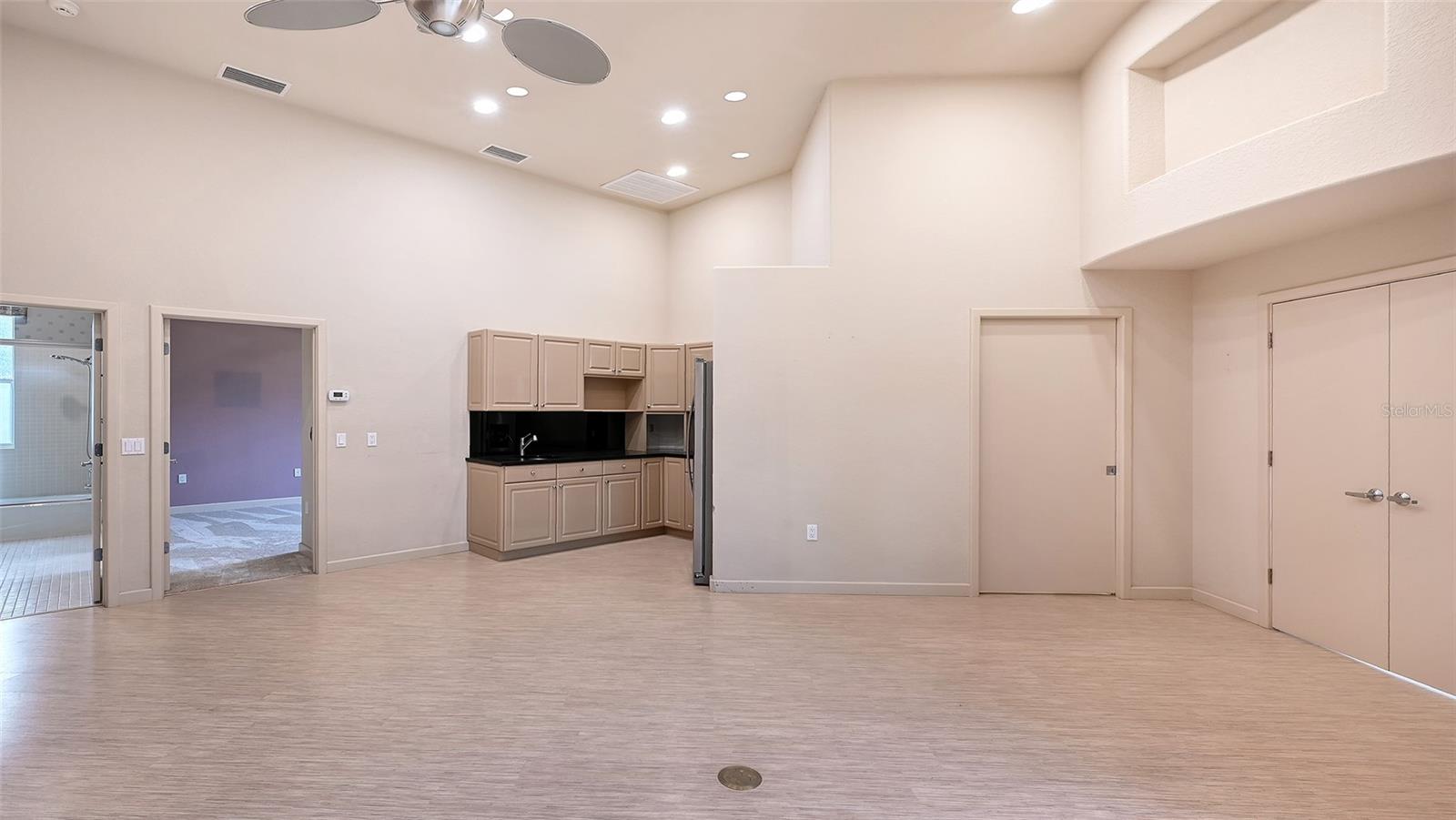 Image 47 of 69 For 5023 Ashley Parkway