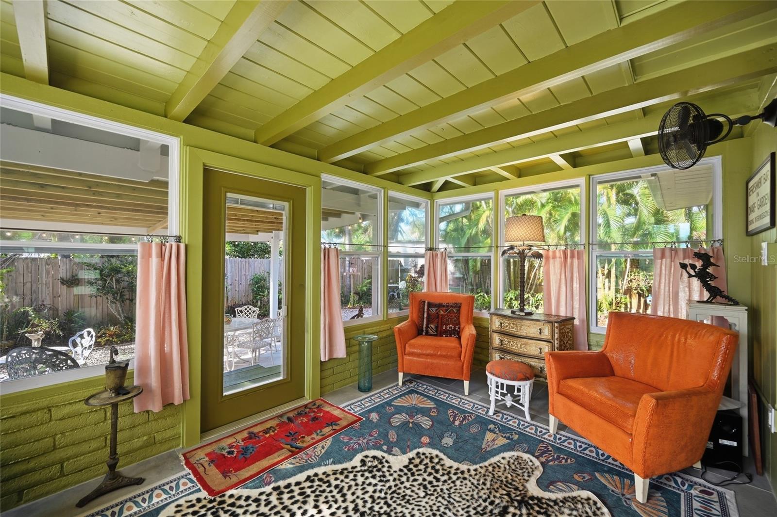 Image 9 of 26 For 952 46th Street