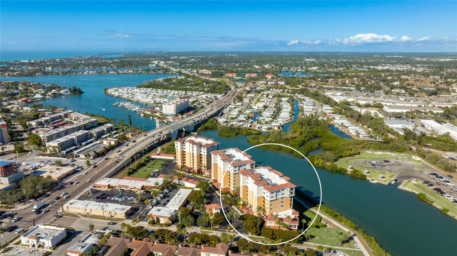 Image 12 of 69 For 167 Tampa Avenue E 914