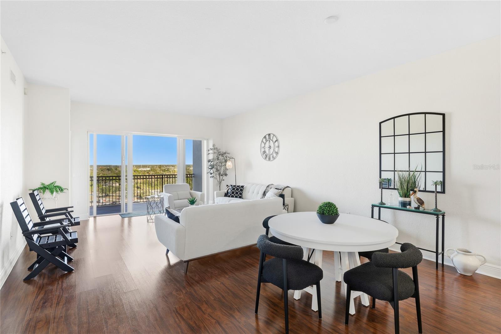 Image 21 of 69 For 167 Tampa Avenue E 914