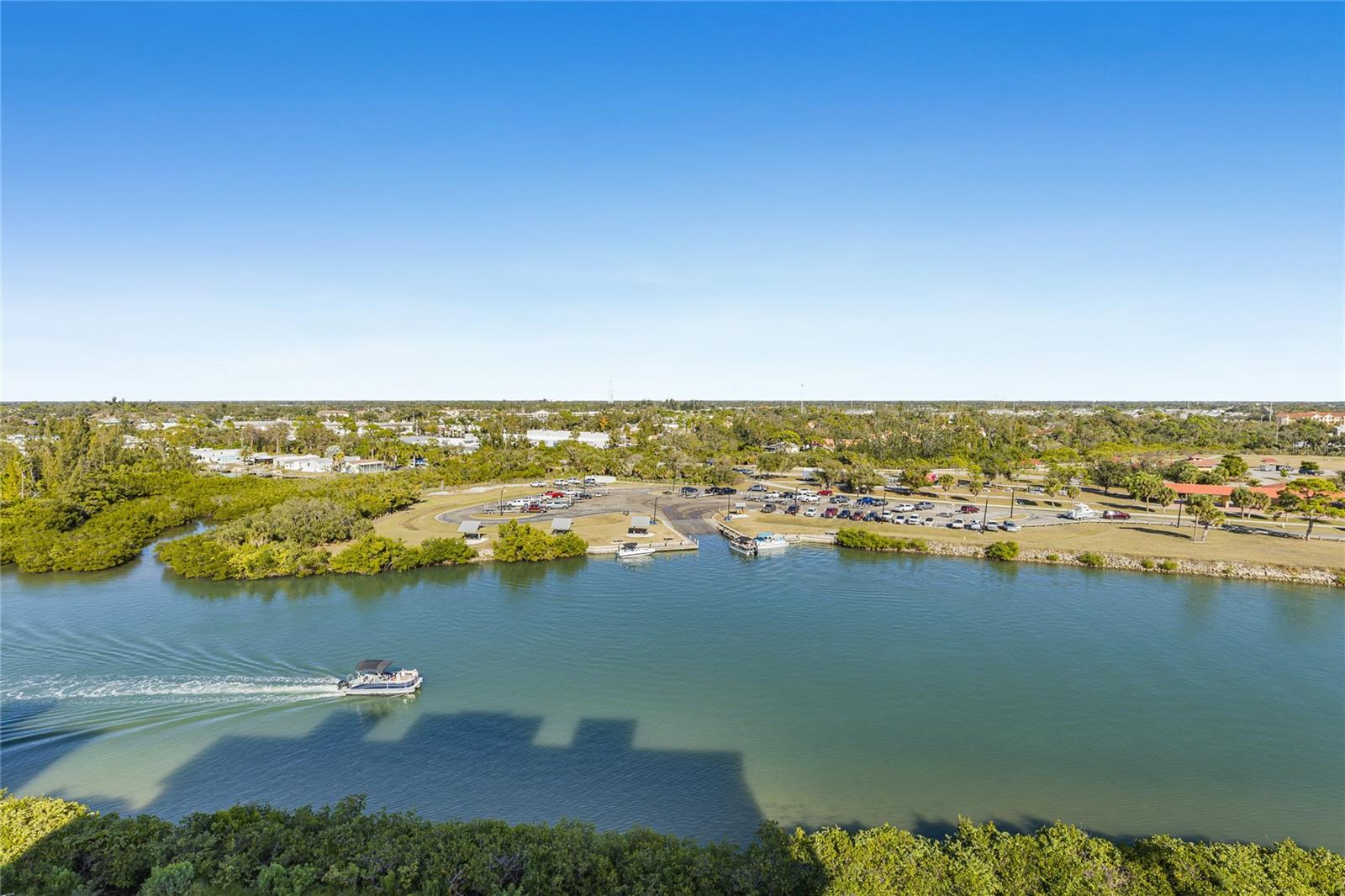 Image 29 of 69 For 167 Tampa Avenue E 914