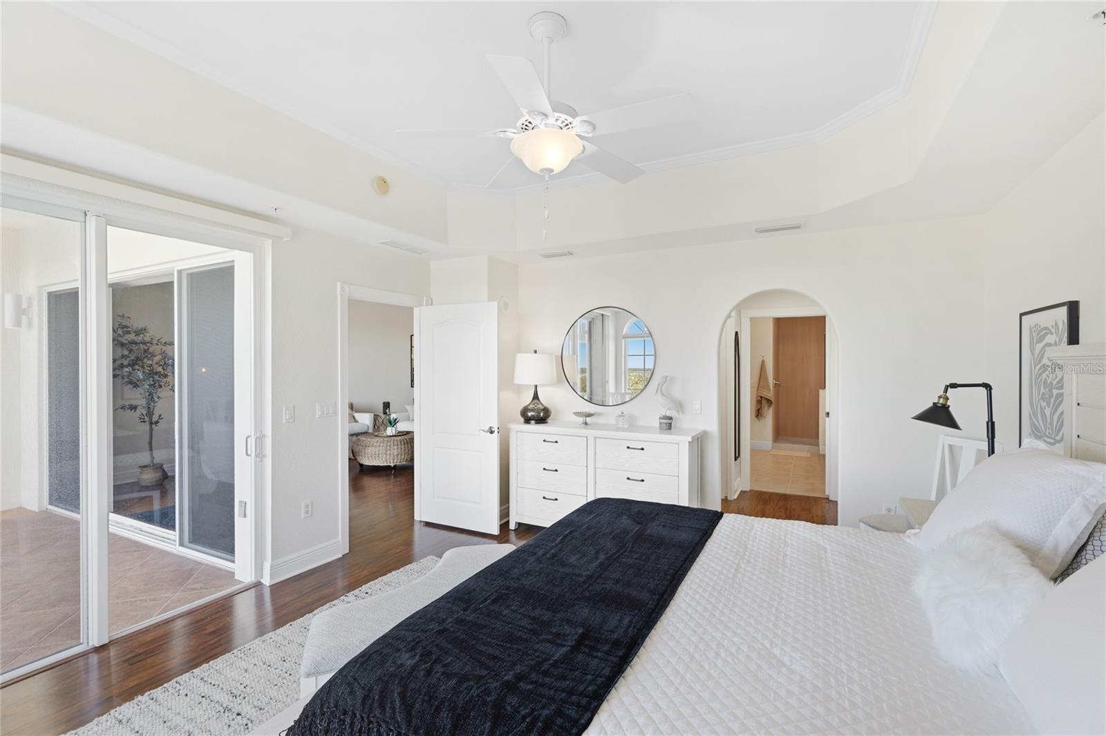 Image 37 of 69 For 167 Tampa Avenue E 914