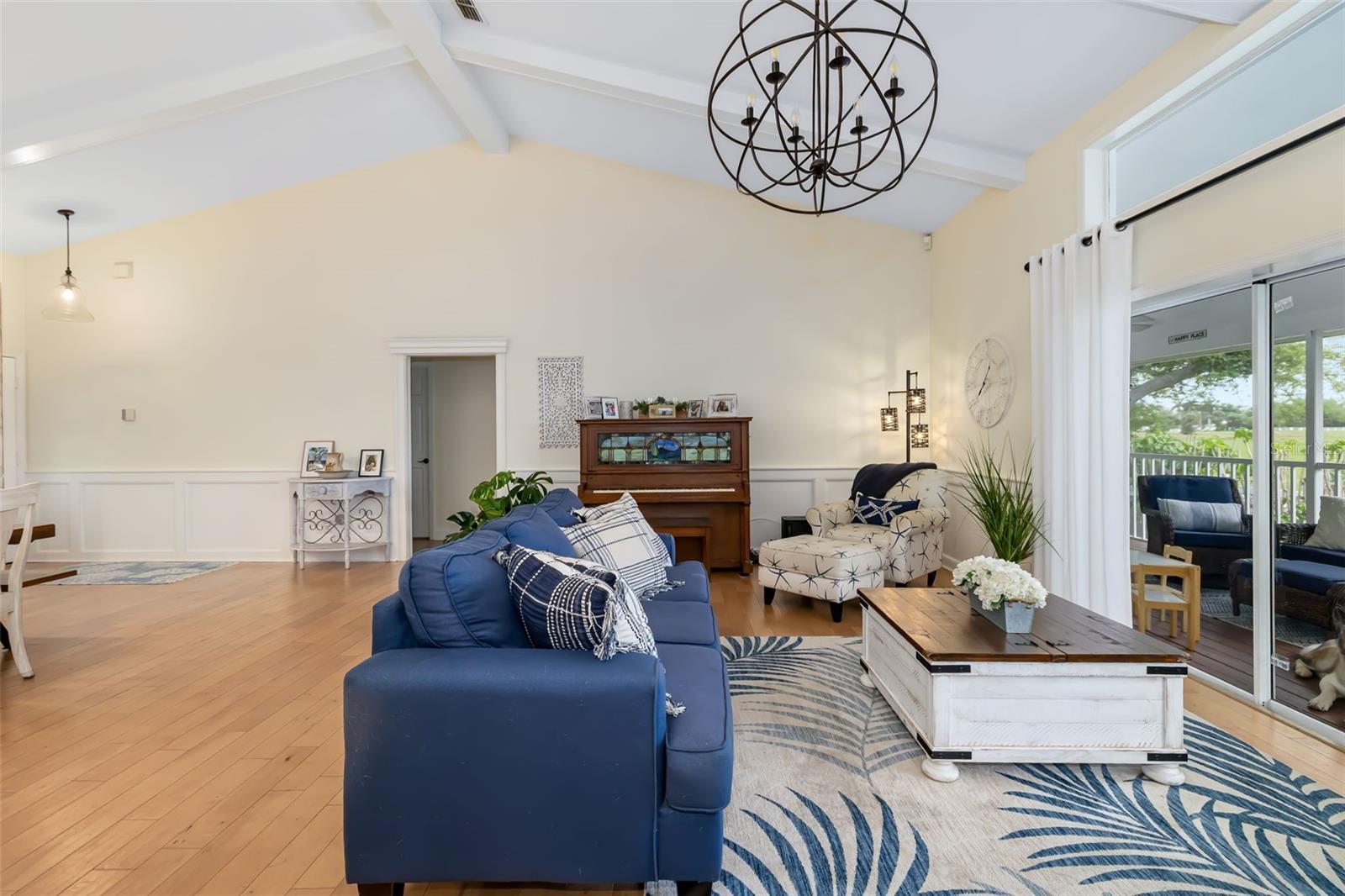 Image 12 of 71 For 1517 43rd Ave Drive W