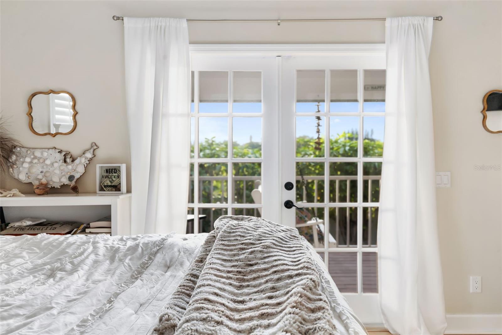 Image 27 of 71 For 1517 43rd Ave Drive W