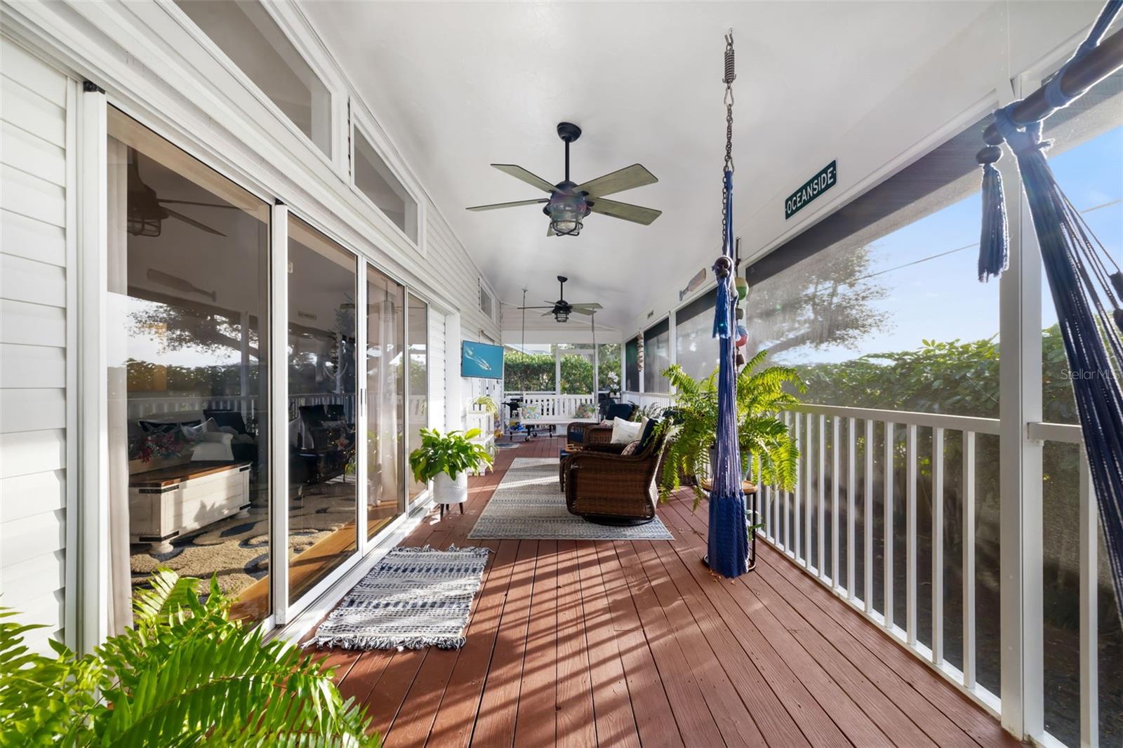 Image 36 of 71 For 1517 43rd Ave Drive W