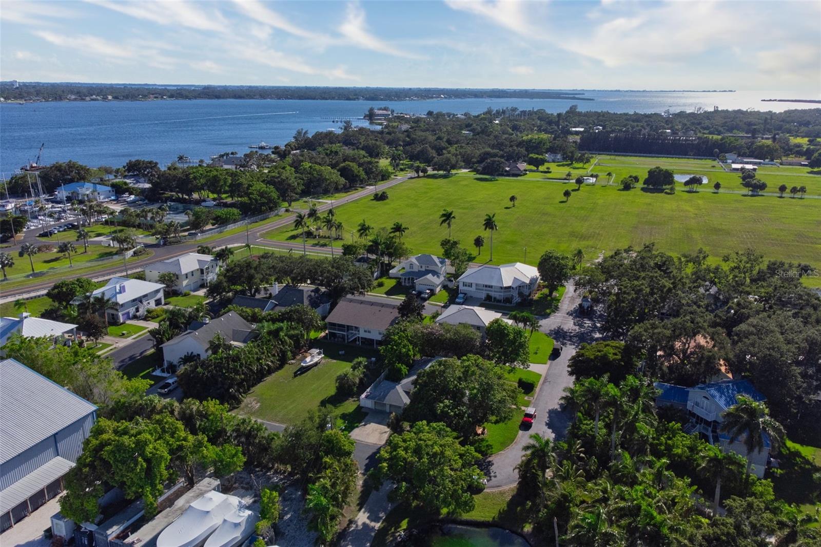 Image 54 of 71 For 1517 43rd Ave Drive W