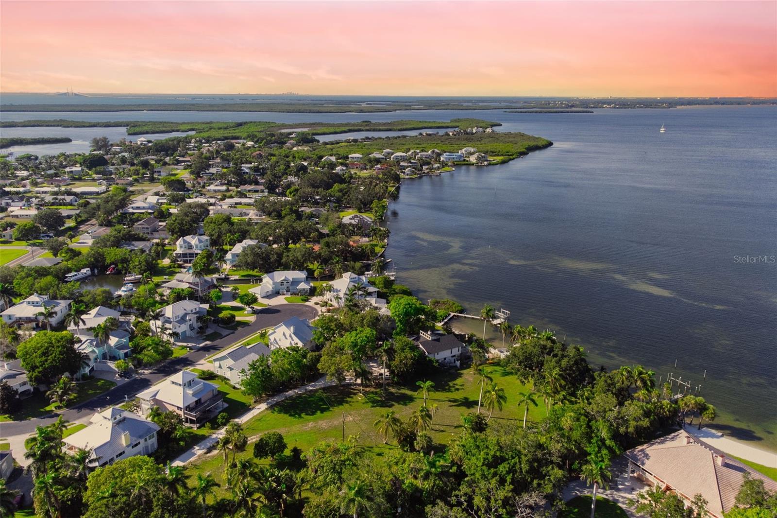 Image 56 of 71 For 1517 43rd Ave Drive W