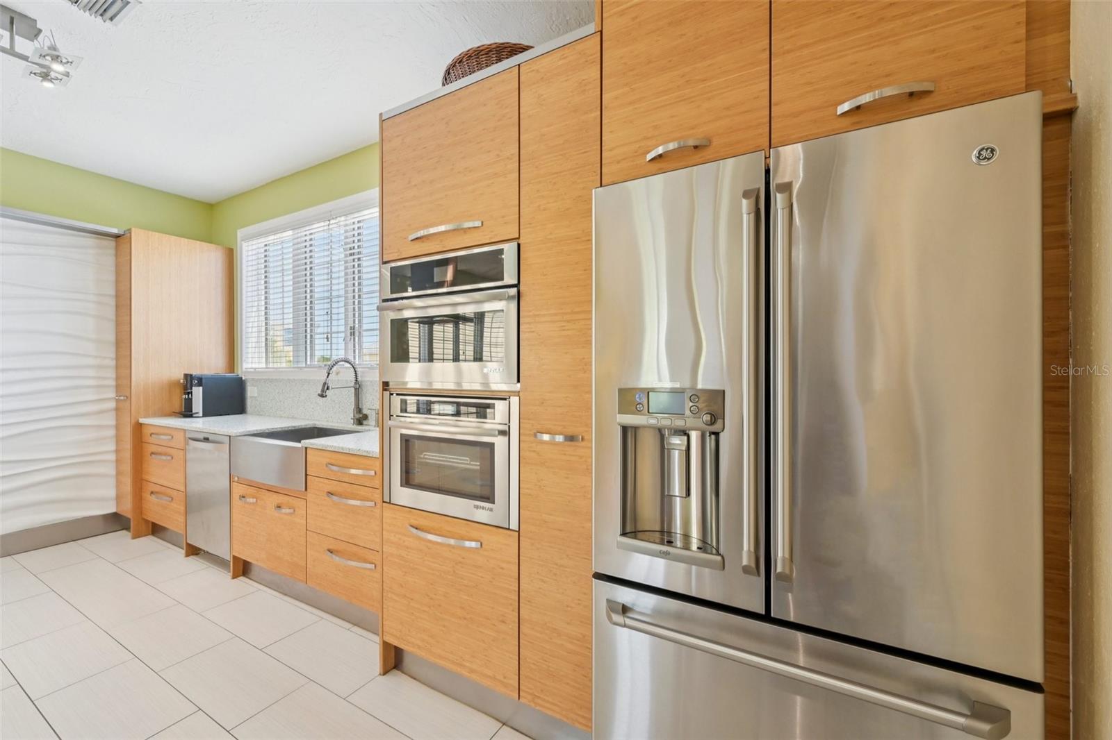 Image 12 of 35 For 660 Cedars Court