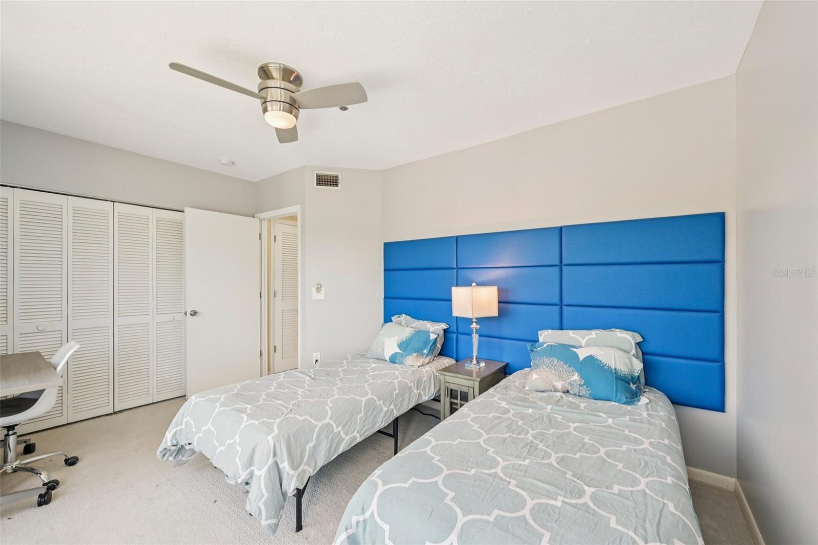 Image 14 of 35 For 660 Cedars Court