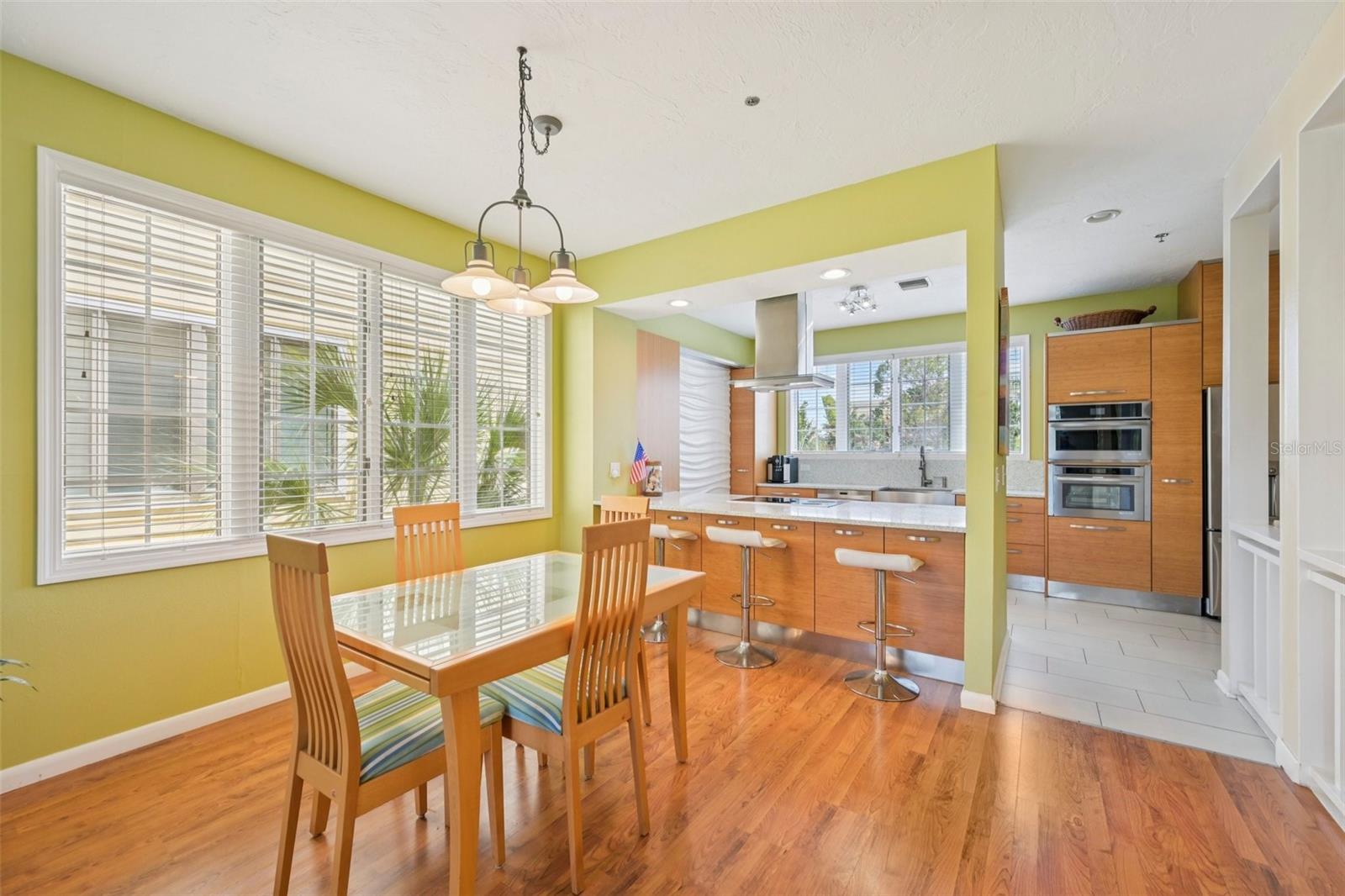 Image 6 of 35 For 660 Cedars Court