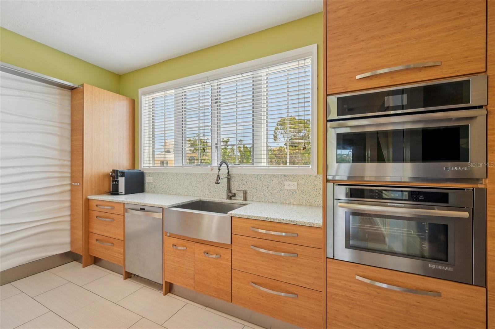 Image 9 of 35 For 660 Cedars Court