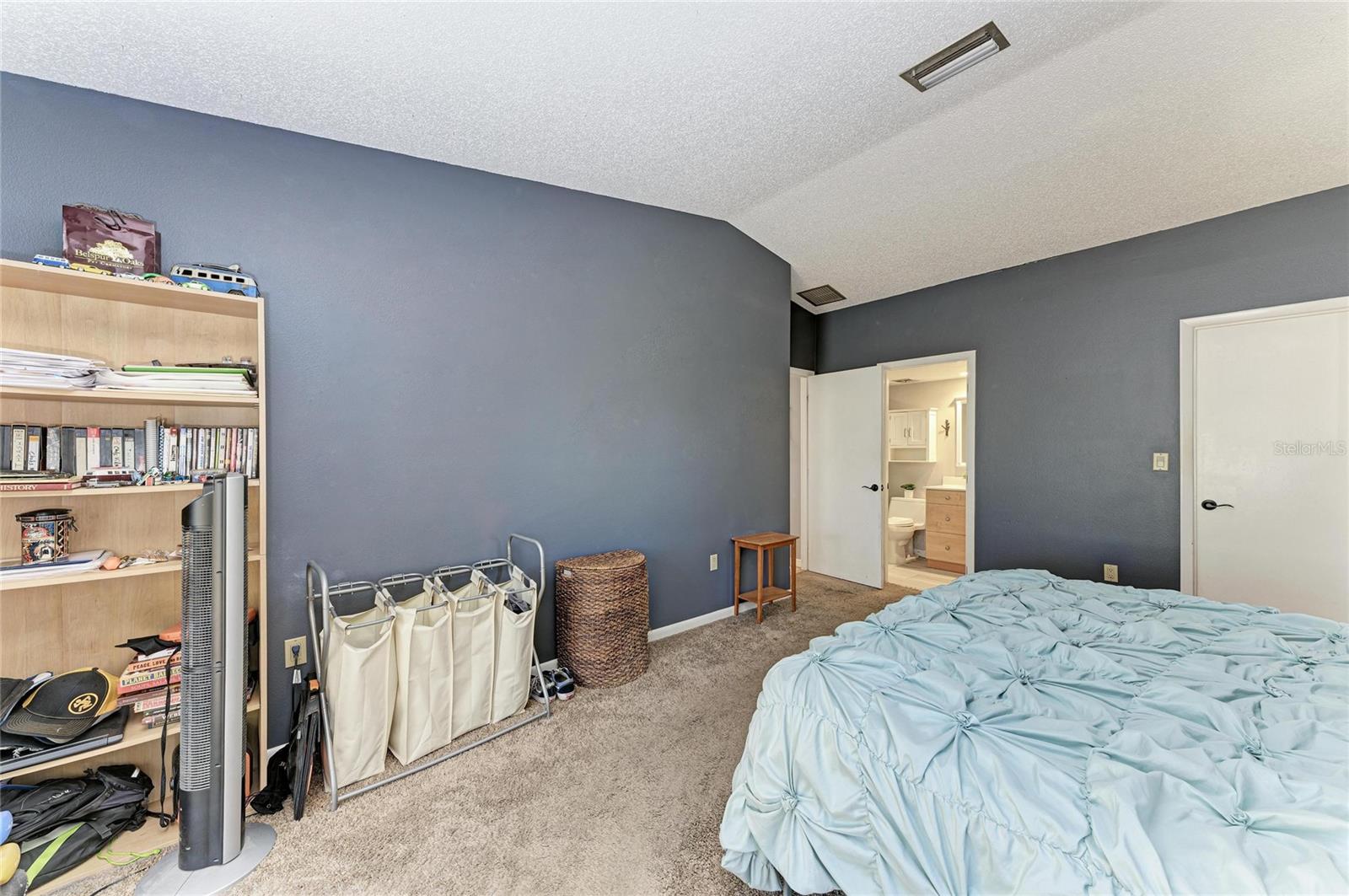 Image 22 of 53 For 108 70th Street Nw