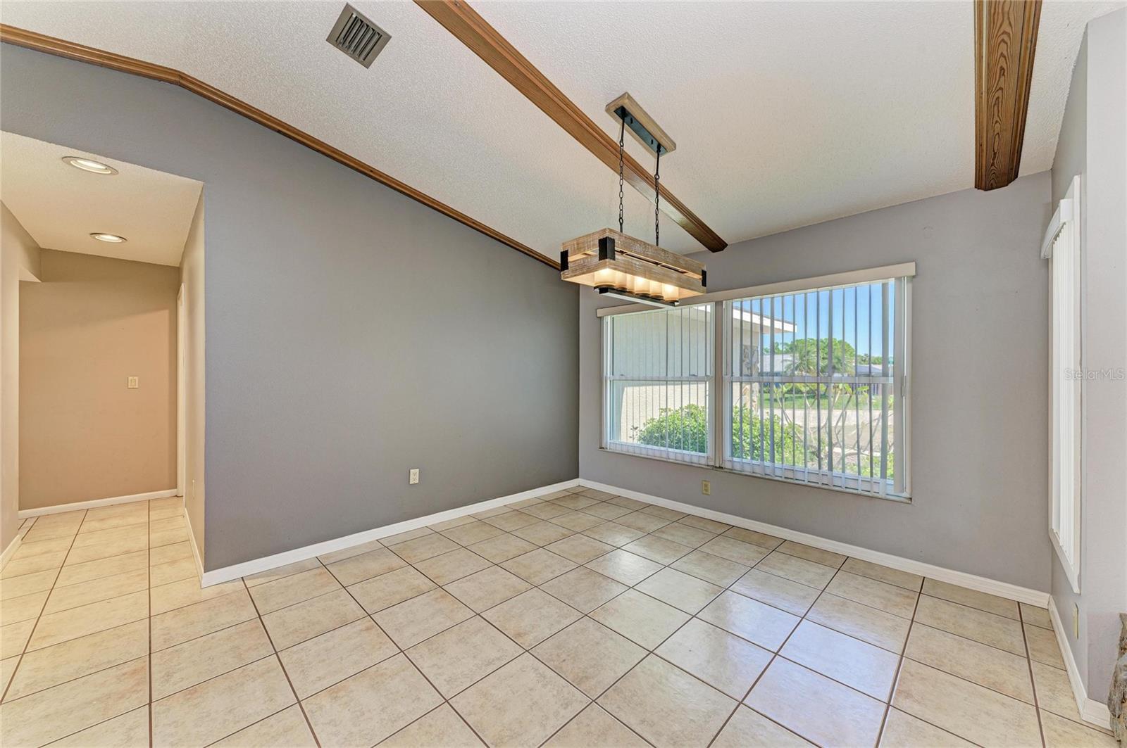 Image 28 of 53 For 108 70th Street Nw