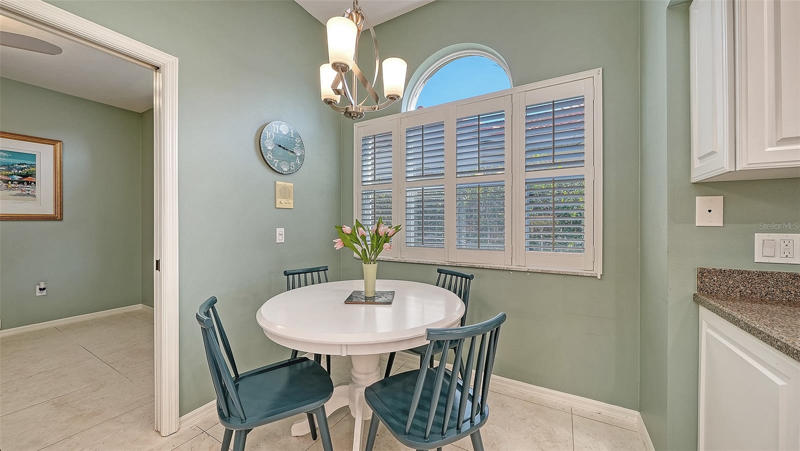 Image 24 of 87 For 3410 Chelmsford Court 3