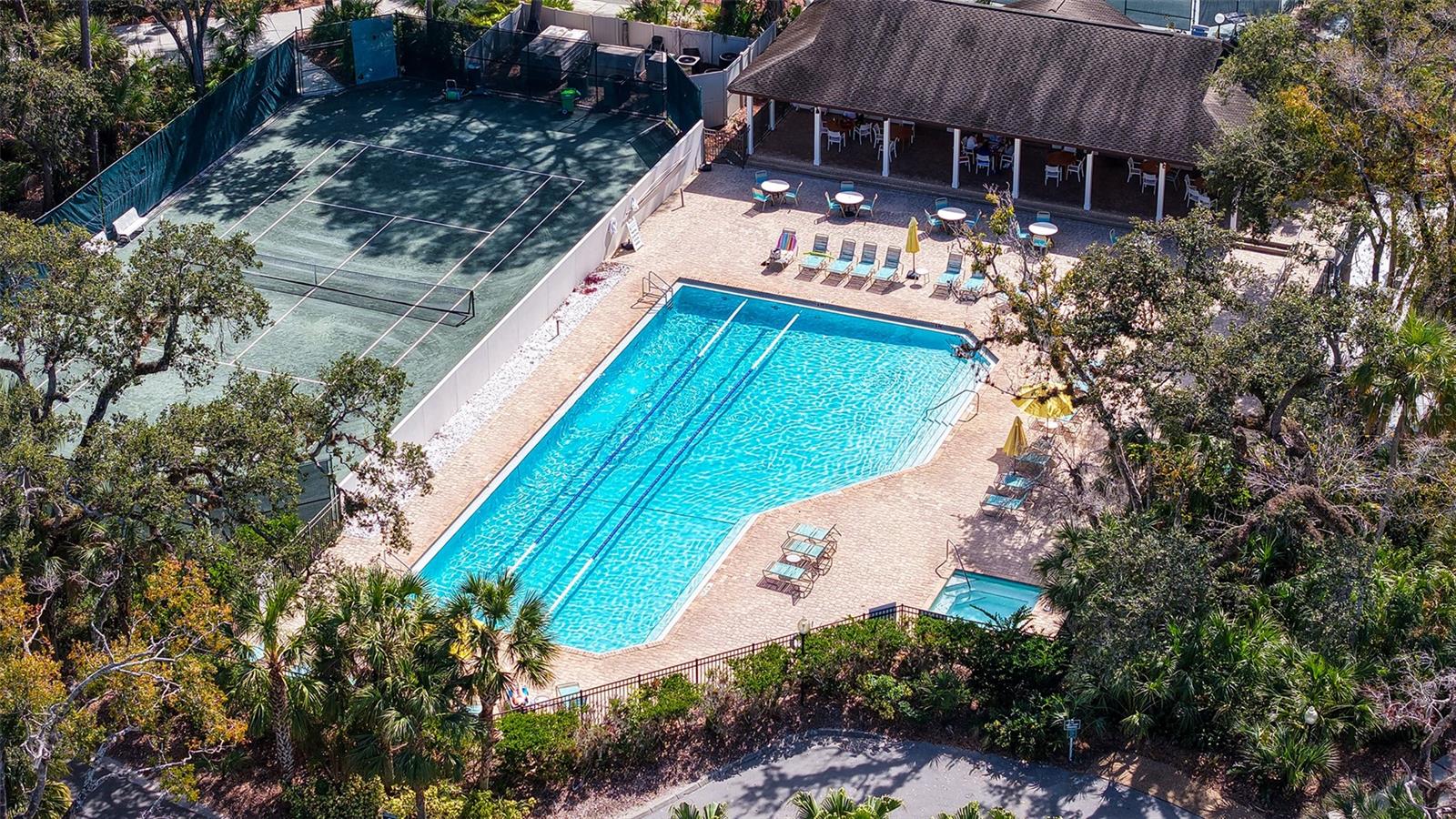 Image 59 of 87 For 3410 Chelmsford Court 3