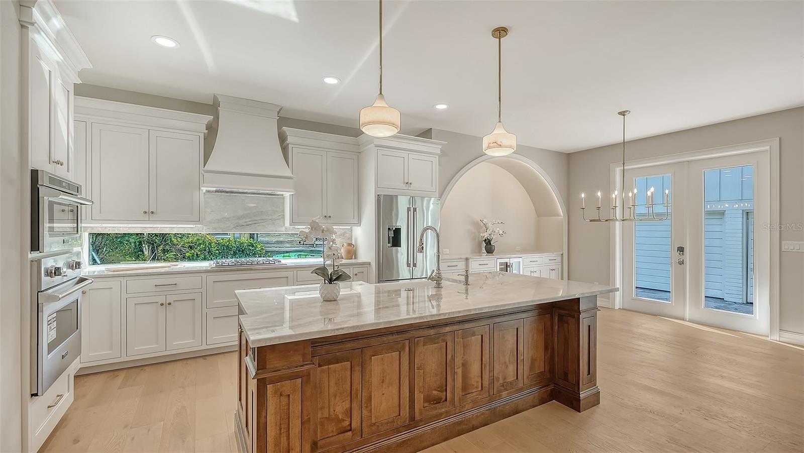 Image 13 of 82 For 1850 Webber Street